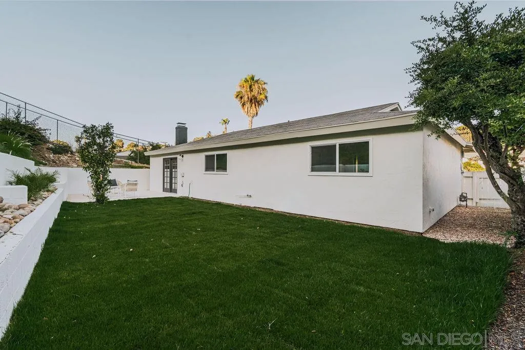 https://cdn.realtyfeed.com/cdn/127/260020975/698cb23ef683f8f4e0d5567dcd634af6.webp