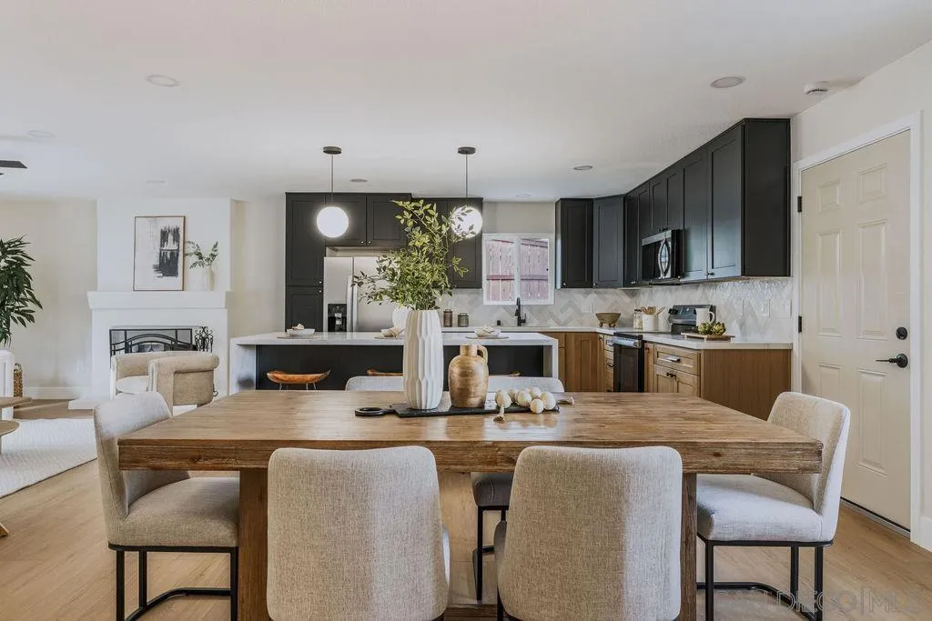 https://cdn.realtyfeed.com/cdn/127/260020975/a896e1ae3a91359e52e11fdf59bda4f0.webp