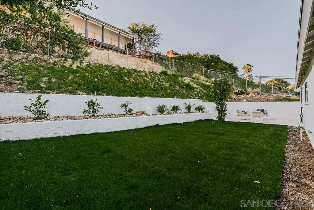 https://cdn.realtyfeed.com/cdn/127/260020975/adee7a9ef5816c66846f7676ec2bb78e.webp