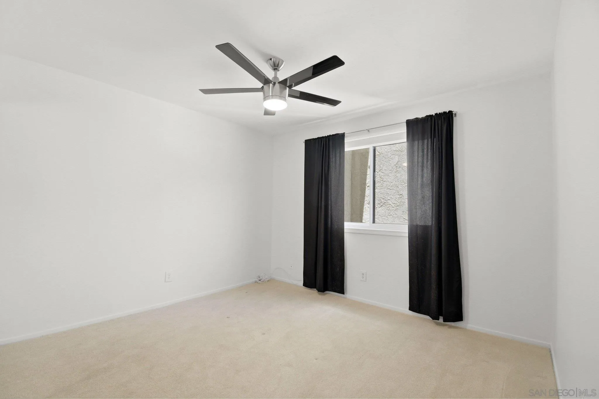 https://cdn.realtyfeed.com/cdn/127/260020976/22bce6dd42d749bb411830e550d6f2b9.webp