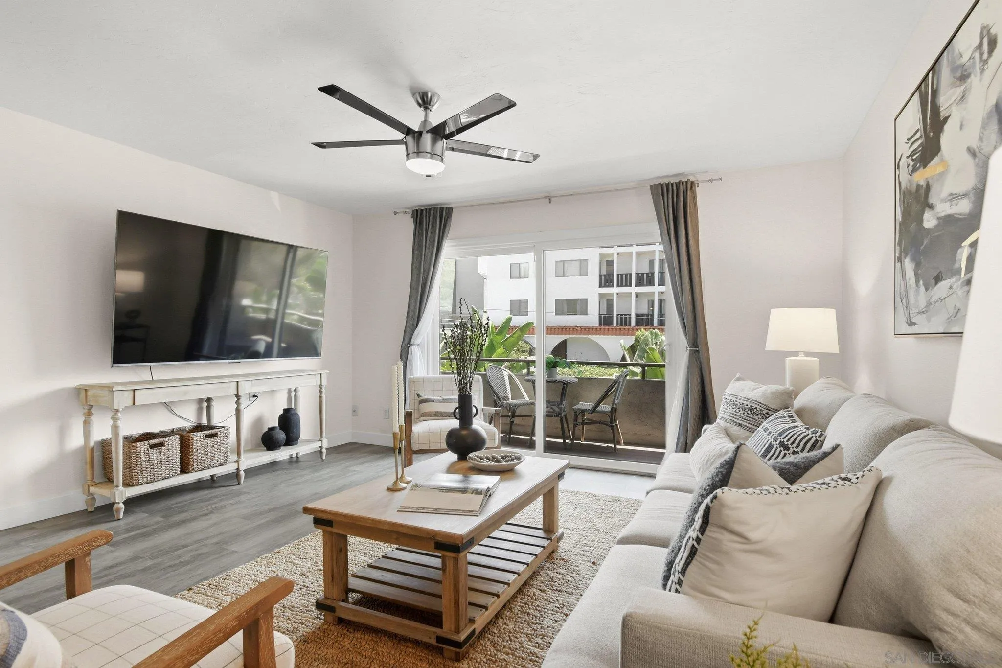 https://cdn.realtyfeed.com/cdn/127/260020976/91040d8456d147abaca979e0b9ad29bf.webp