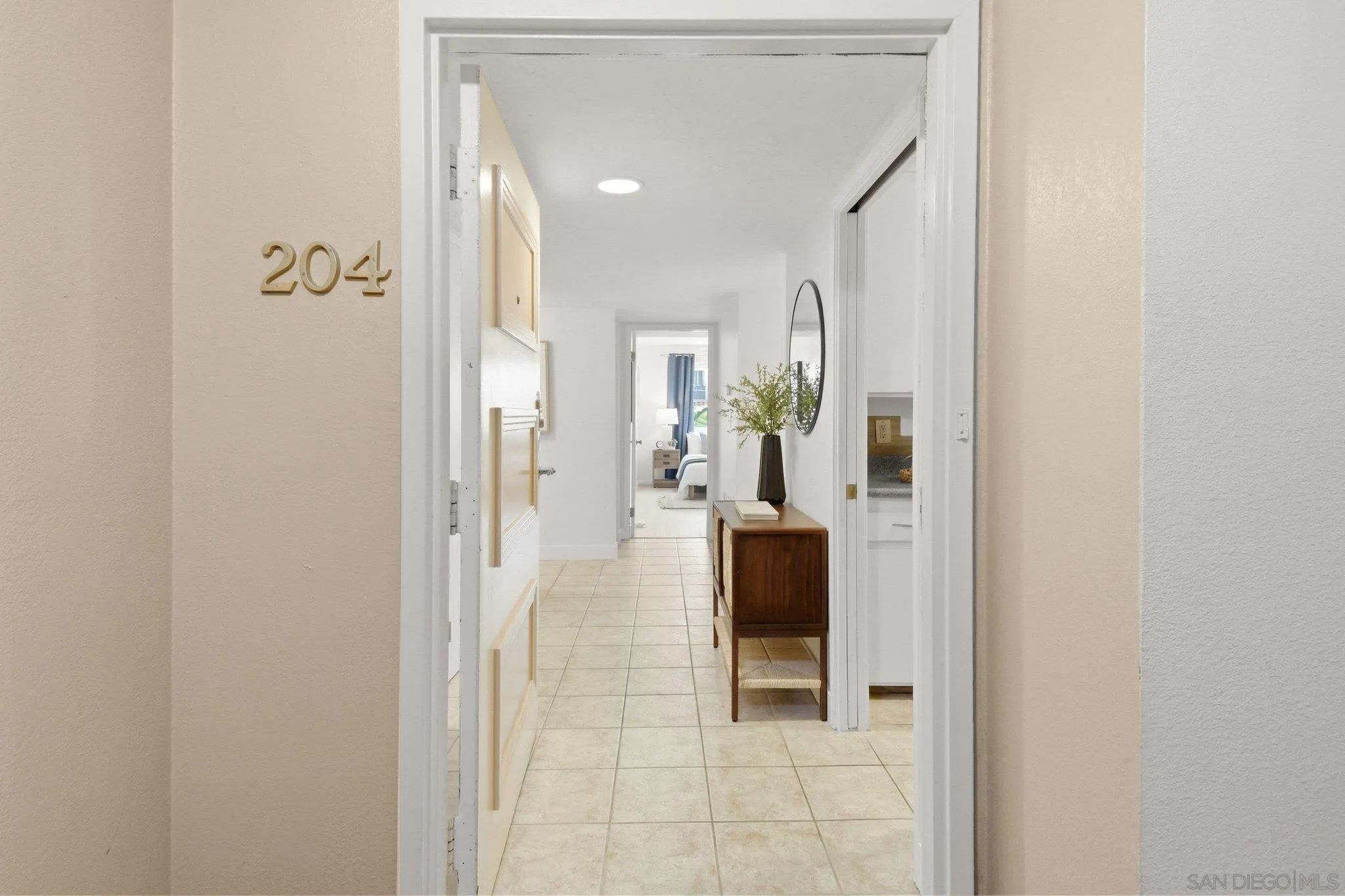 3940 Dove Street Unit 204, San Diego, CA 92103 - Photo 3 of 36, San Diego, CA