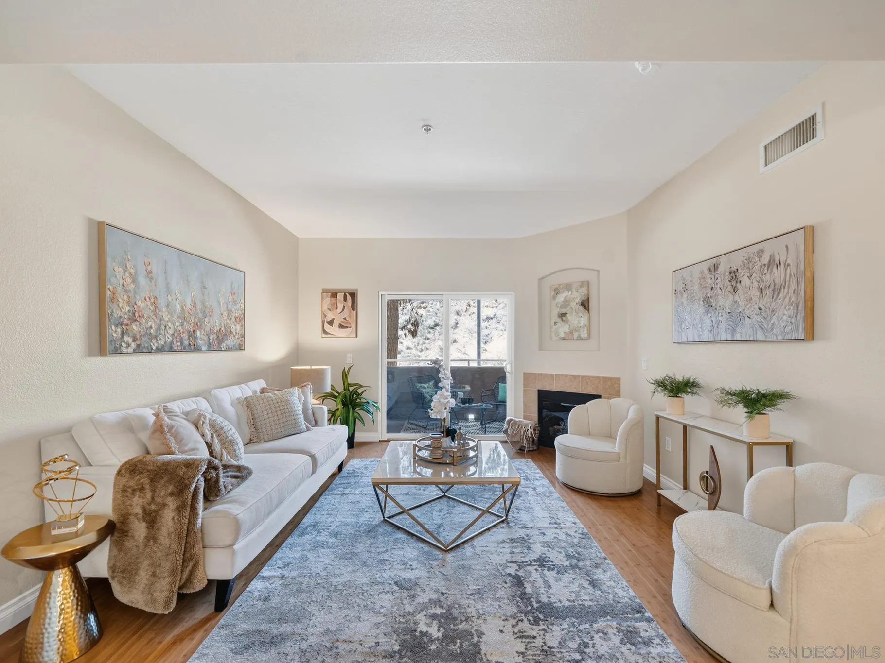 https://cdn.realtyfeed.com/cdn/127/260020977/8b0518d37b933d5b8063e40d6522e25d.webp