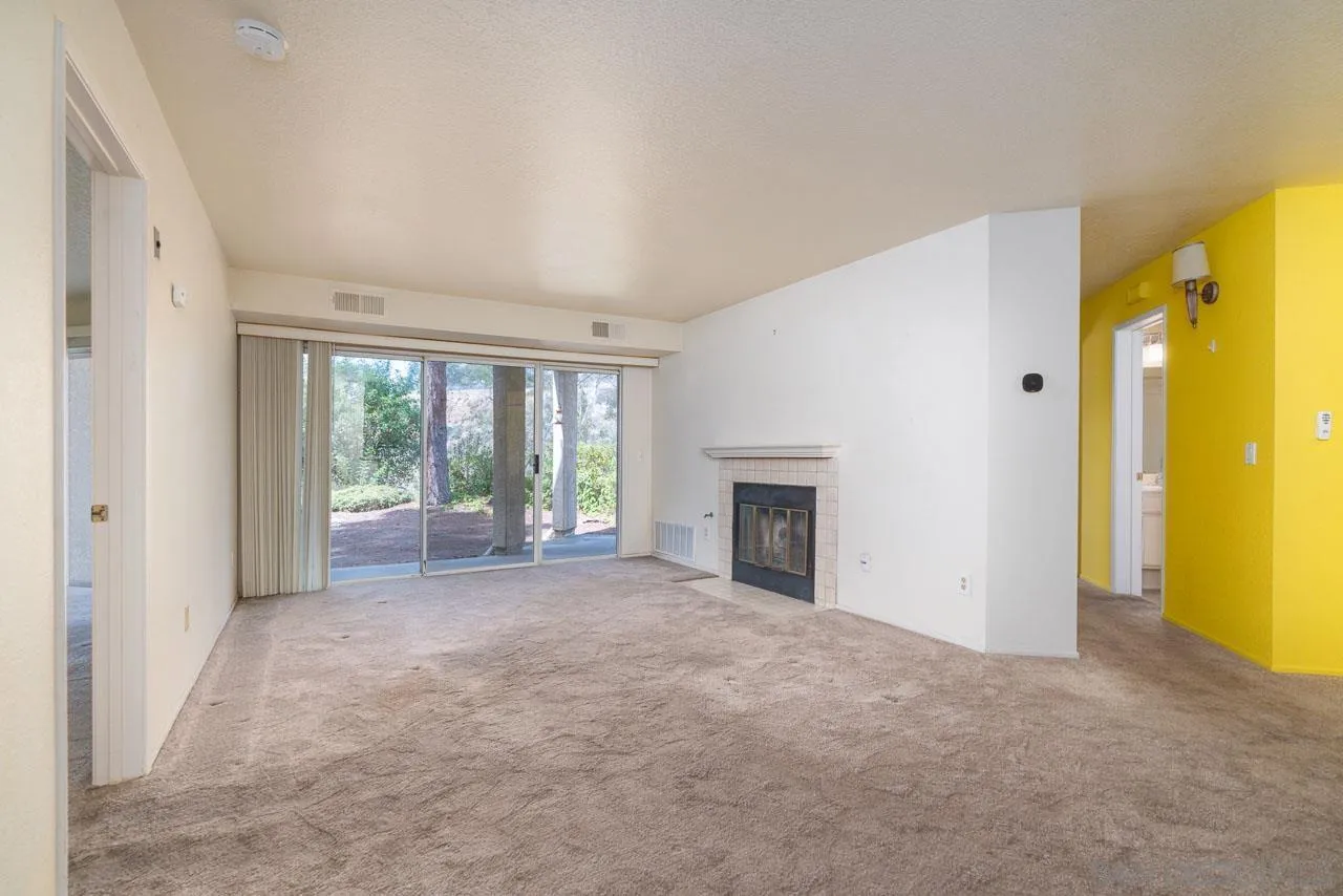 7267 Camino Degrazia Unit 21, San Diego, CA 92111 - Photo 5 of 20, San Diego, CA