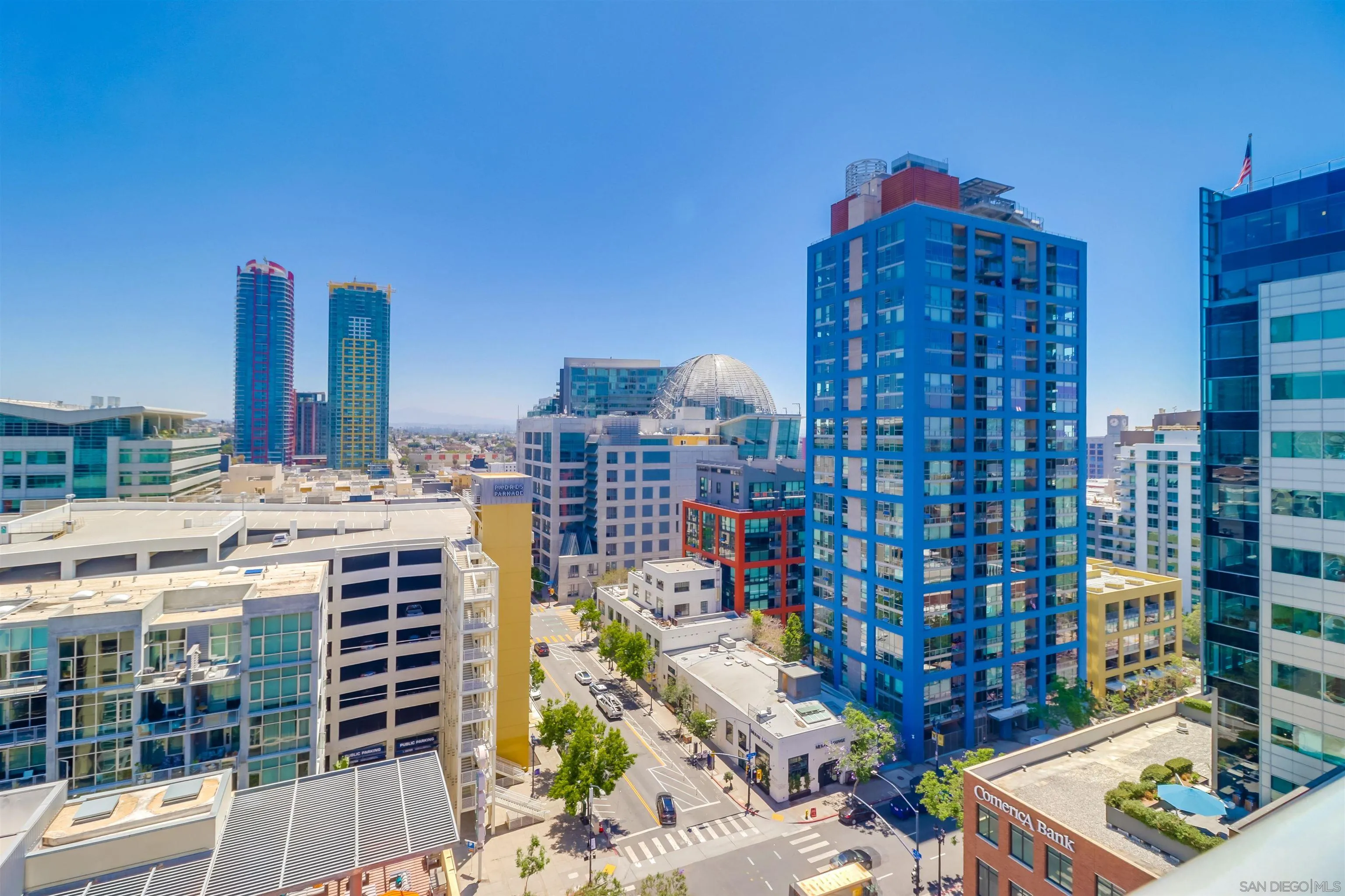 https://cdn.realtyfeed.com/cdn/127/260020986/1ed80e1f8a010d0eab554e7b868264a6.webp