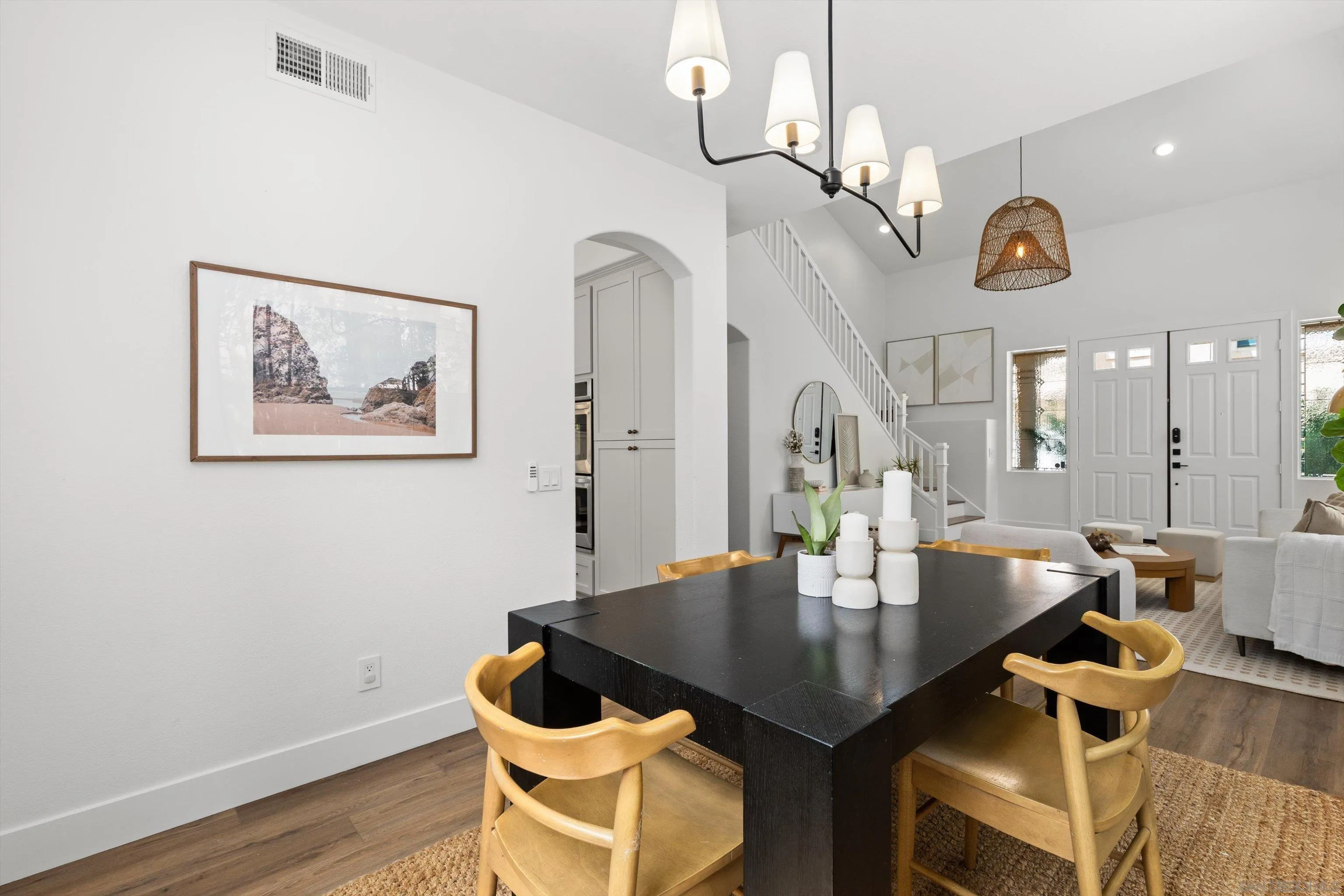 https://cdn.realtyfeed.com/cdn/127/260020989/0aefacb3648b05298be6b2f8b6f23d79.webp