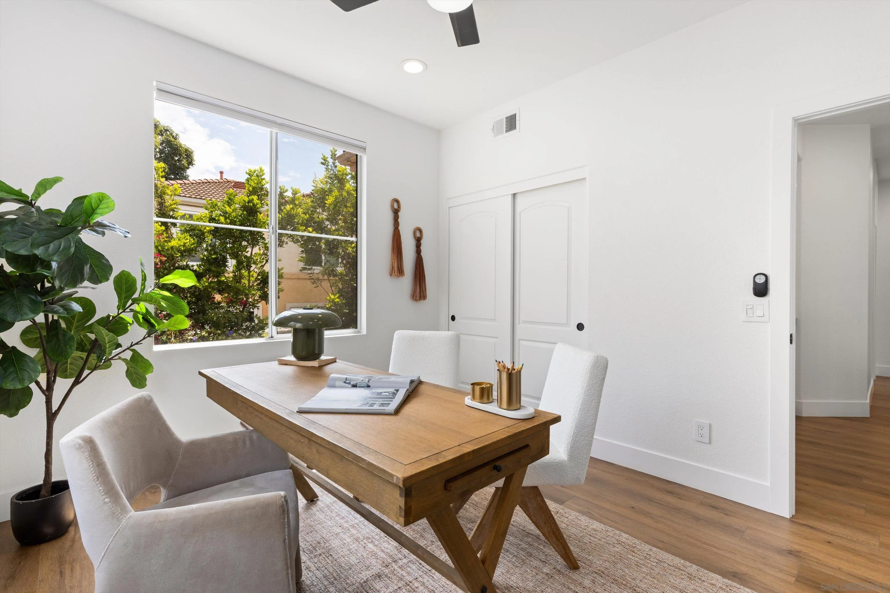 https://cdn.realtyfeed.com/cdn/127/260020989/2ef7ecba981286be7cbee49a08f1b15d.webp