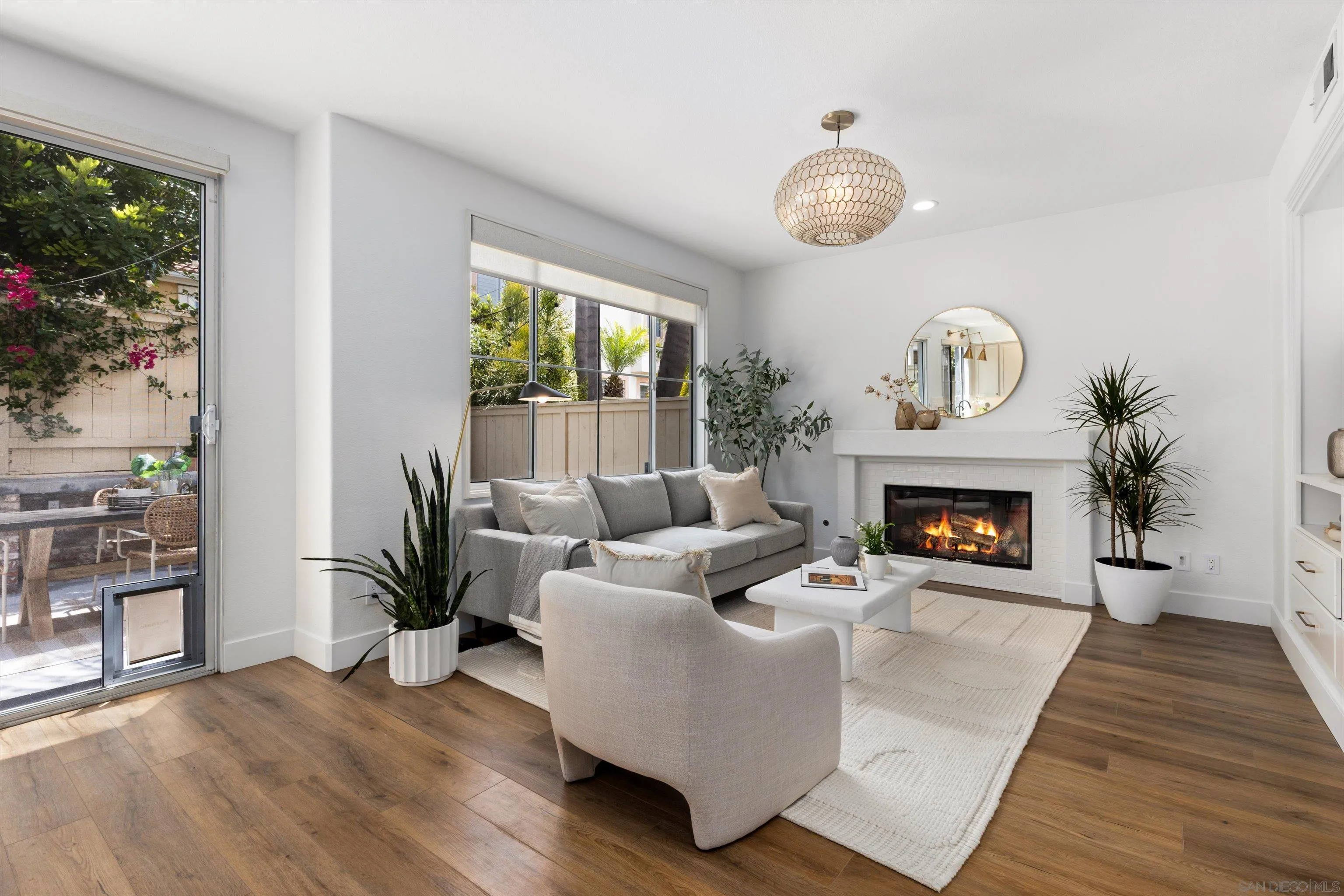 https://cdn.realtyfeed.com/cdn/127/260020989/4fdd9f009f6c2f61693cf642df7b0c0f.webp