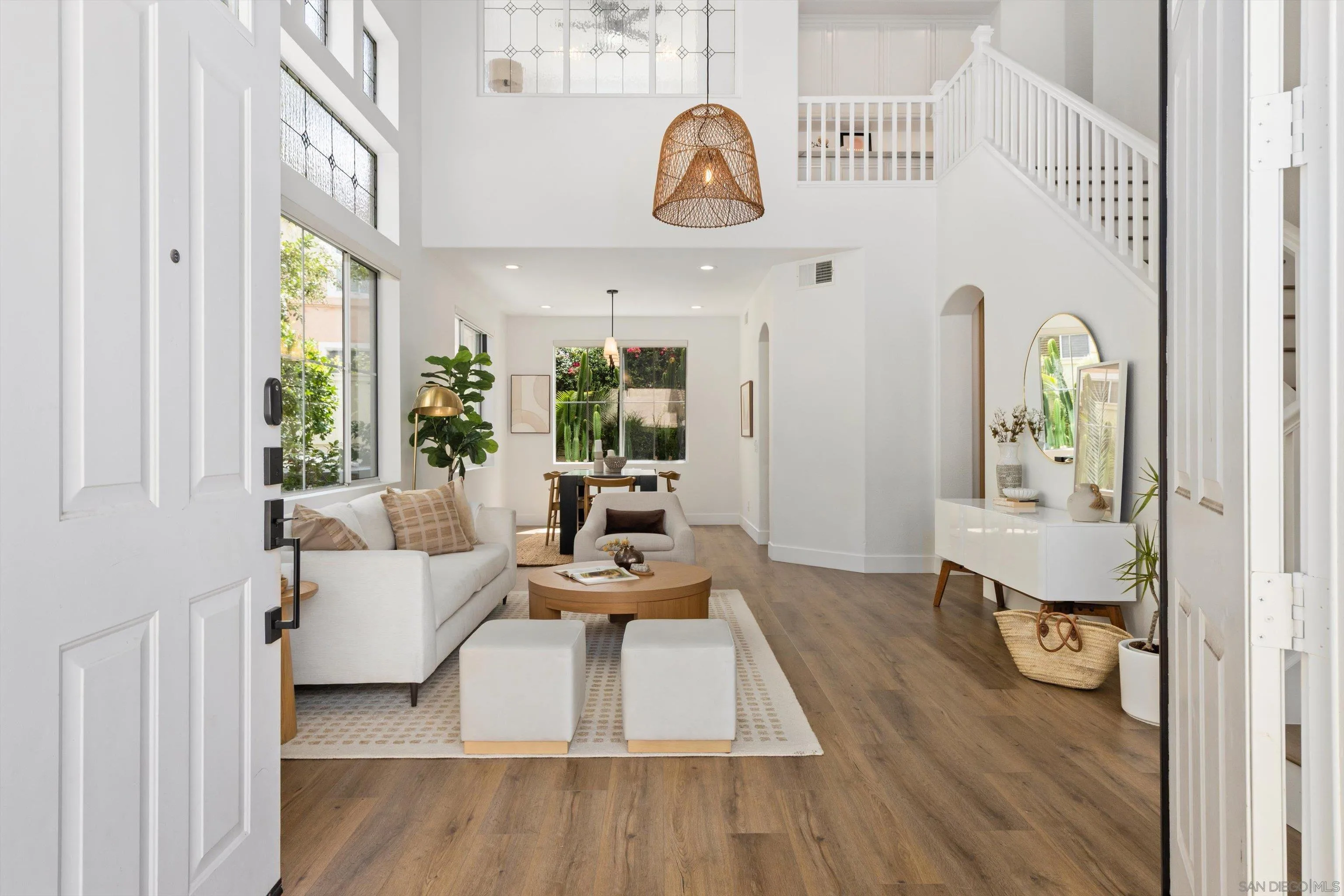 https://cdn.realtyfeed.com/cdn/127/260020989/74eea06b5c759a4b41e1be4c7aedb975.webp
