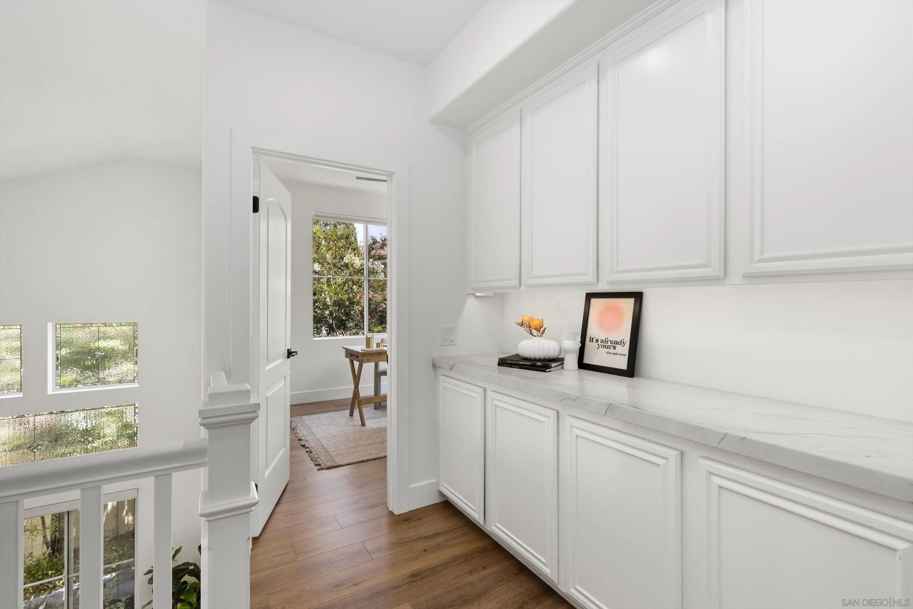 https://cdn.realtyfeed.com/cdn/127/260020989/75c3b534efe5a6ec45f2e3e767427c6a.webp