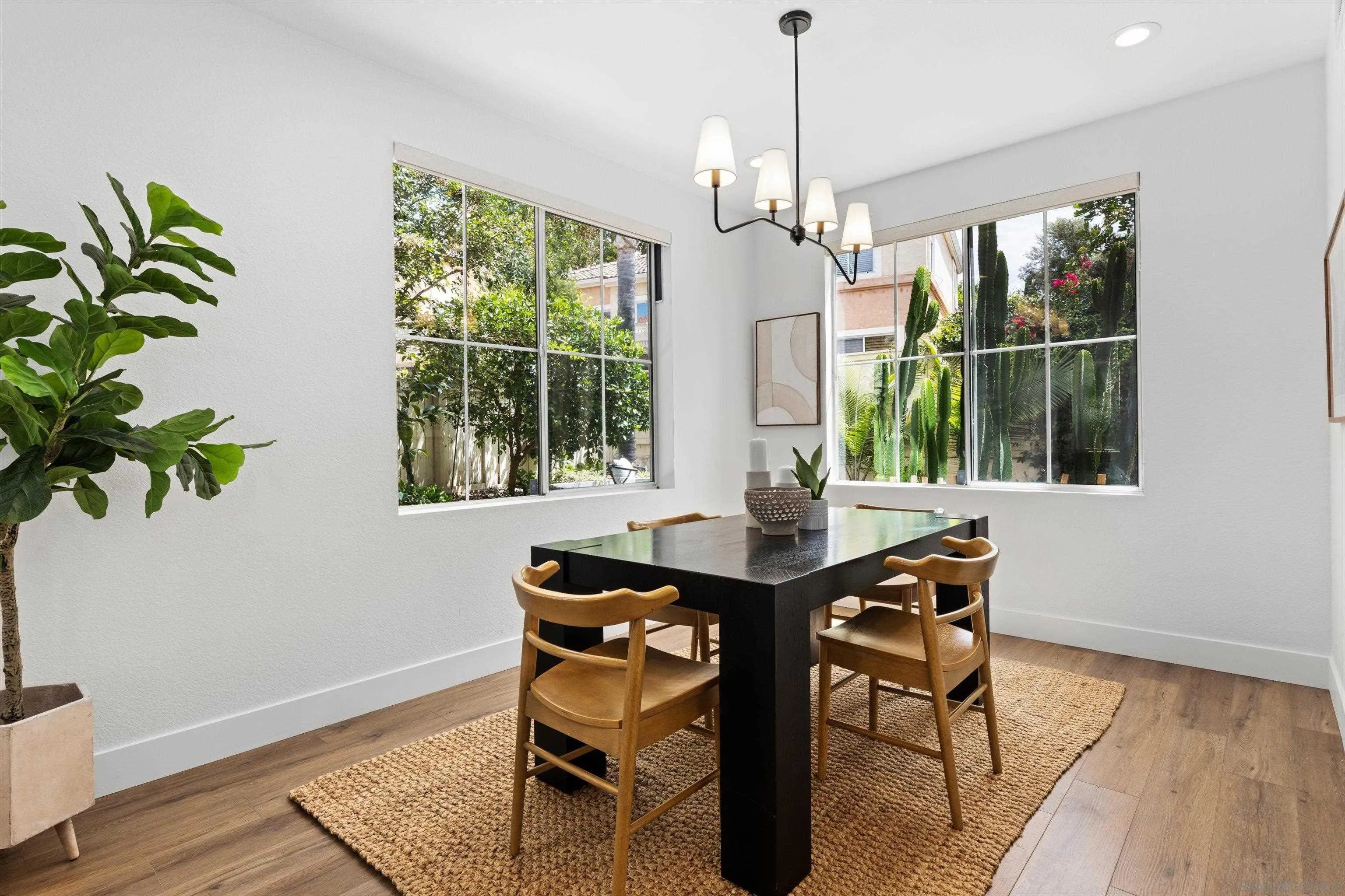https://cdn.realtyfeed.com/cdn/127/260020989/82dae6f5ac5e05960d1846baa7dee647.webp