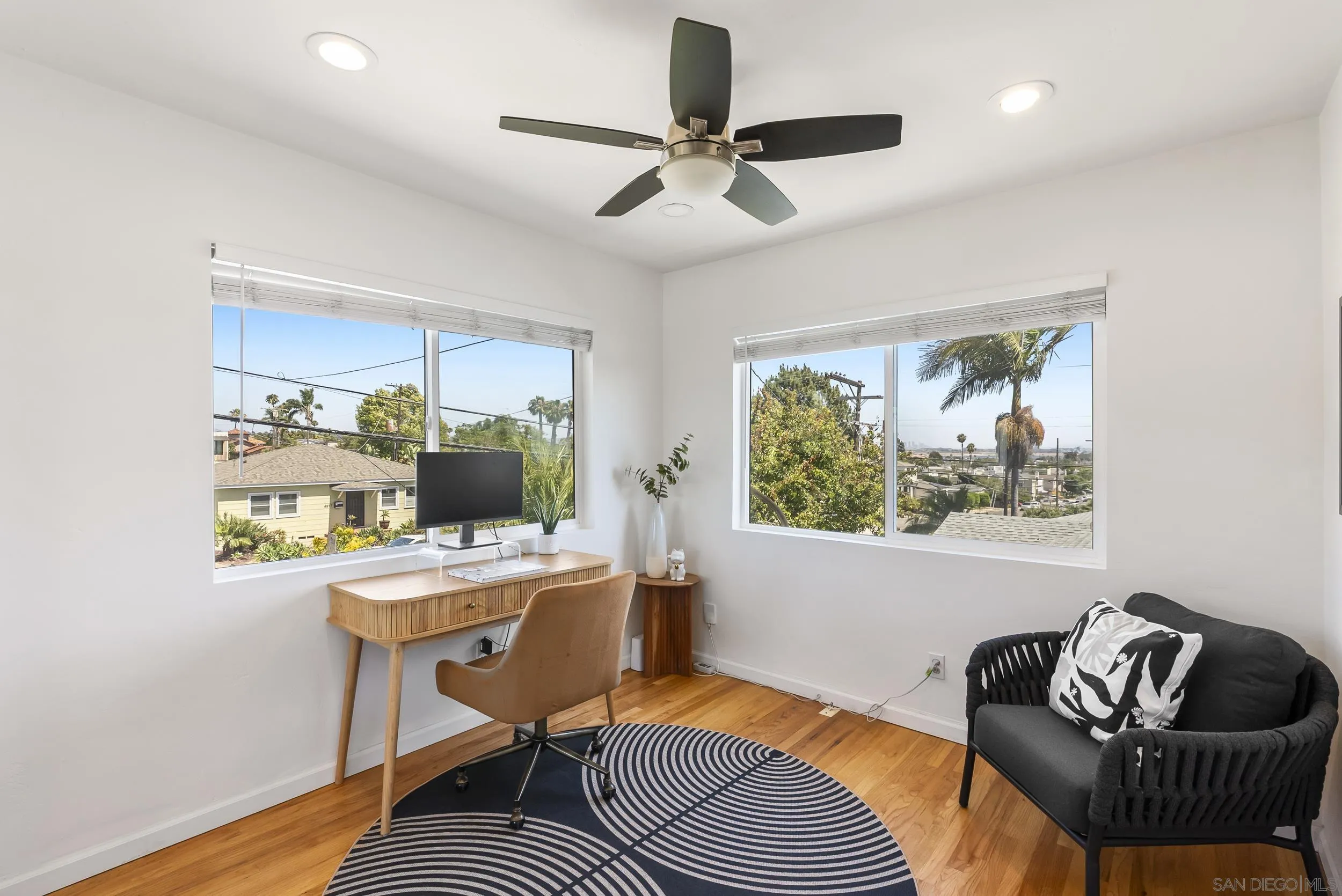 https://cdn.realtyfeed.com/cdn/127/260020991/189d99b215efa0fa7d7becc35482391f.webp