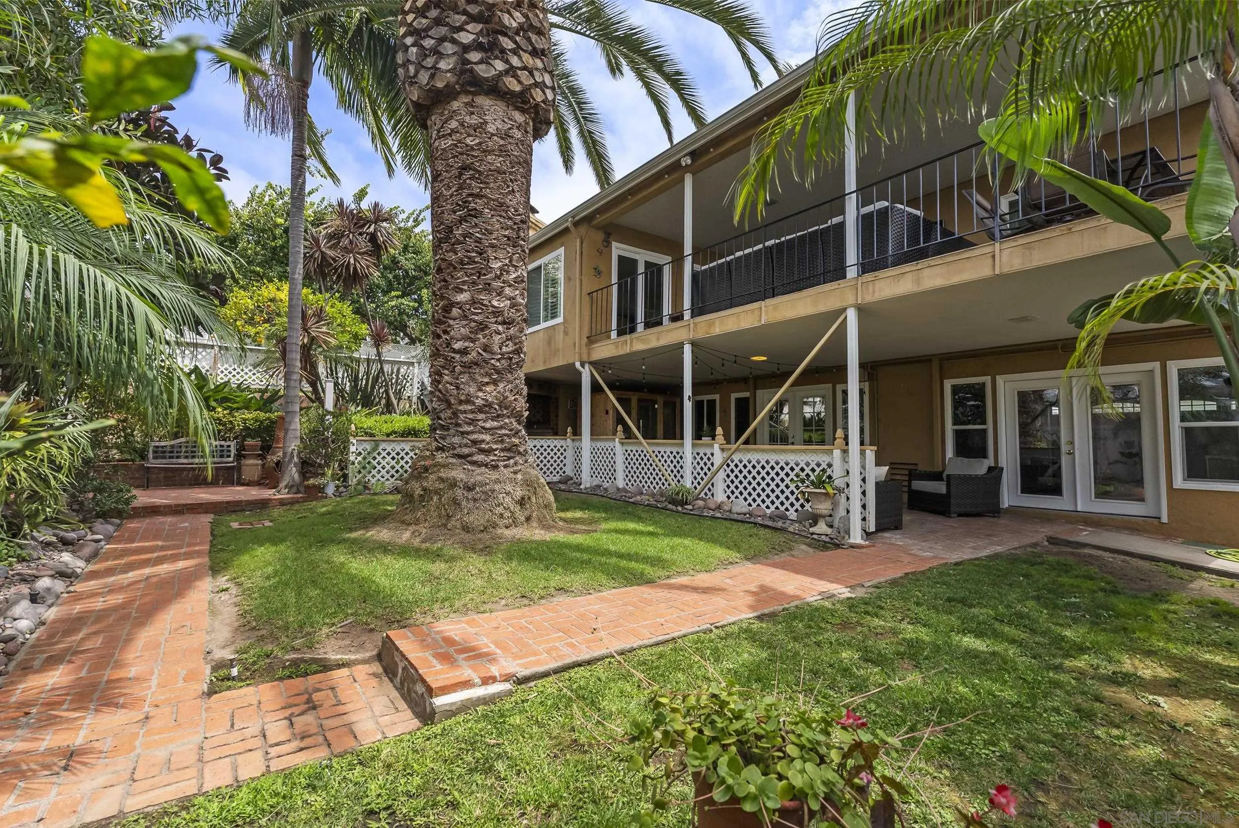 https://cdn.realtyfeed.com/cdn/127/260020991/69abd2e30c8168fe3f96954cefa38c56.webp