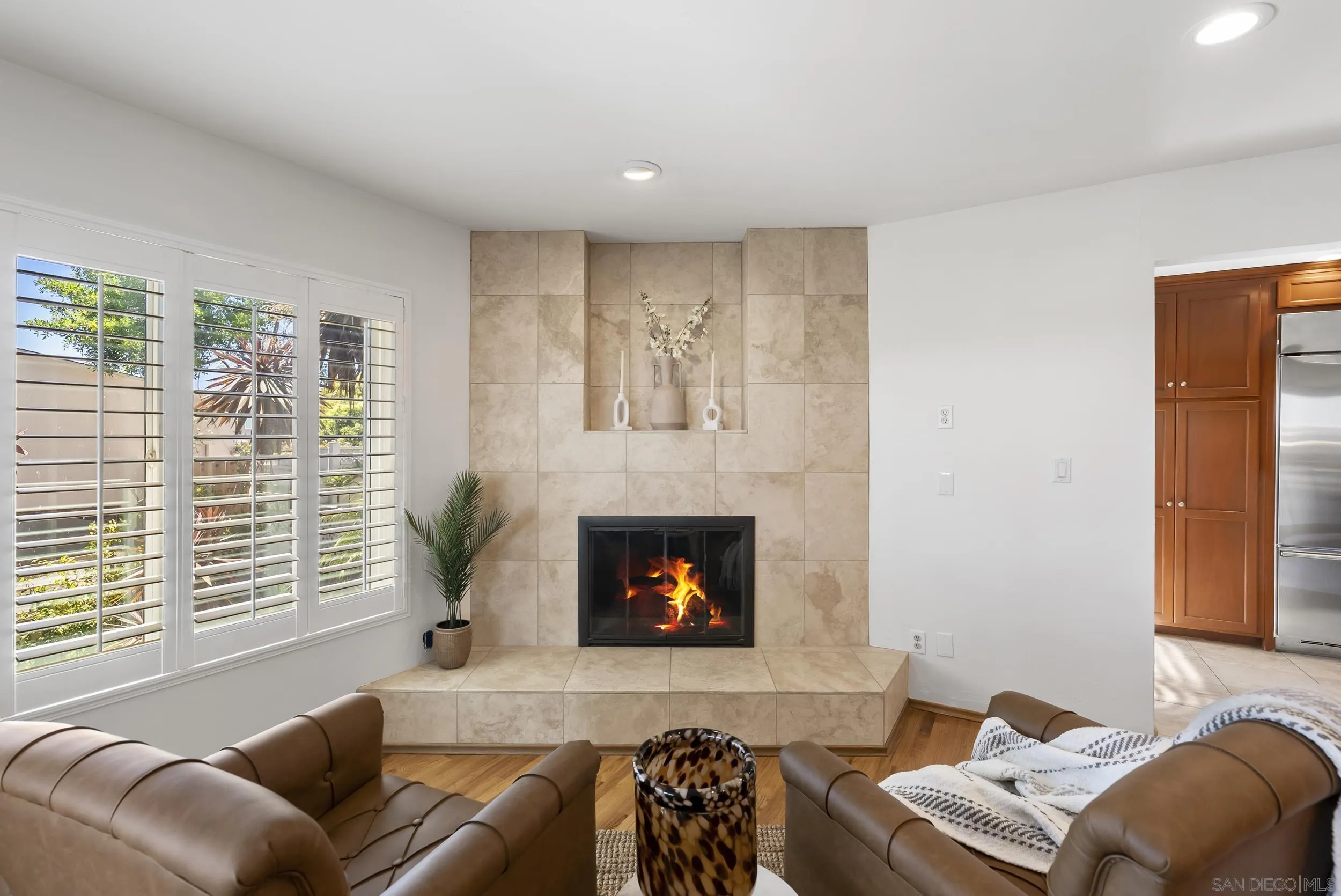 https://cdn.realtyfeed.com/cdn/127/260020991/6bb0591dbd985f72f820901cdfaf340a.webp