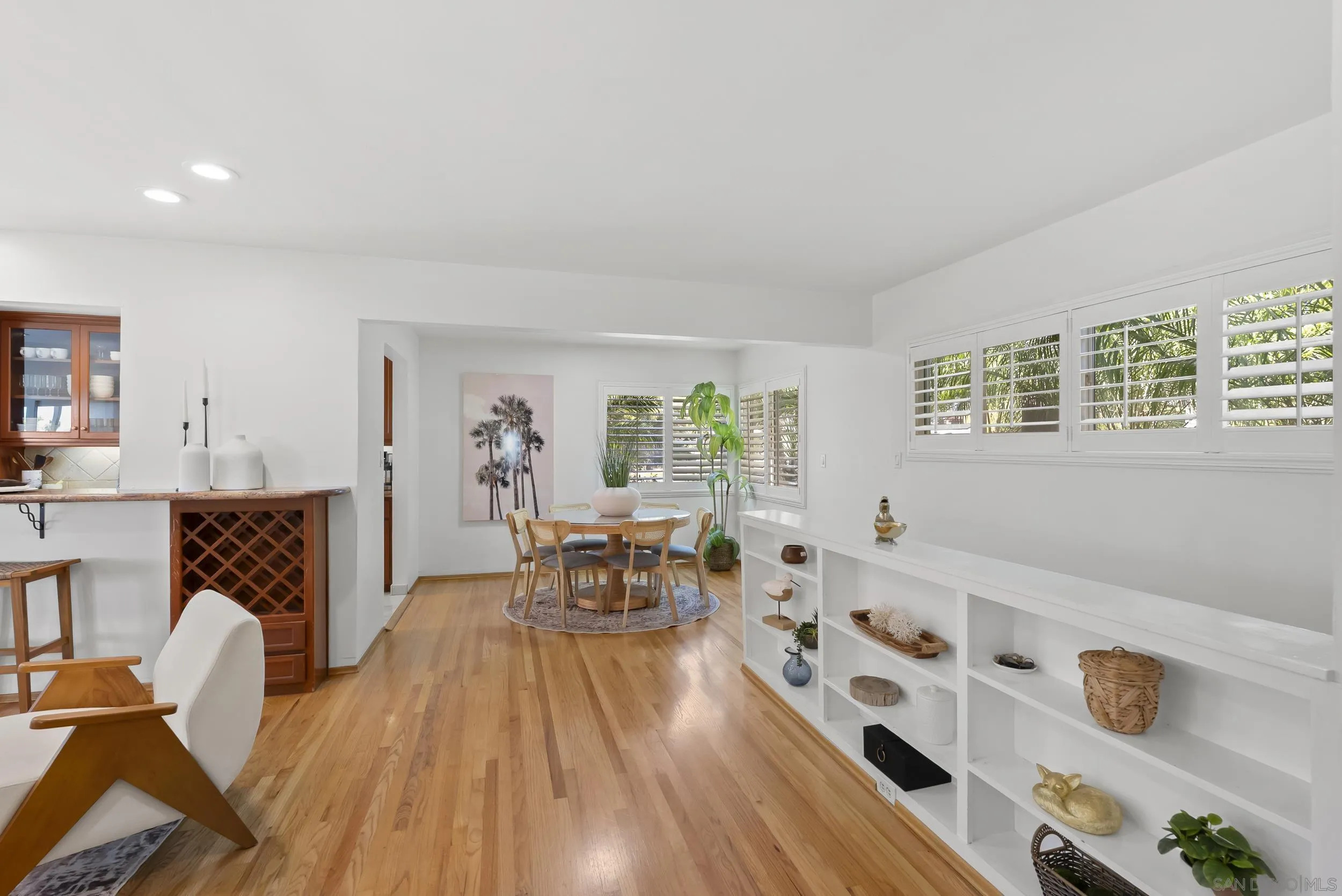 https://cdn.realtyfeed.com/cdn/127/260020991/72e4cbeb8d2996c0a95d760e2fa584a1.webp