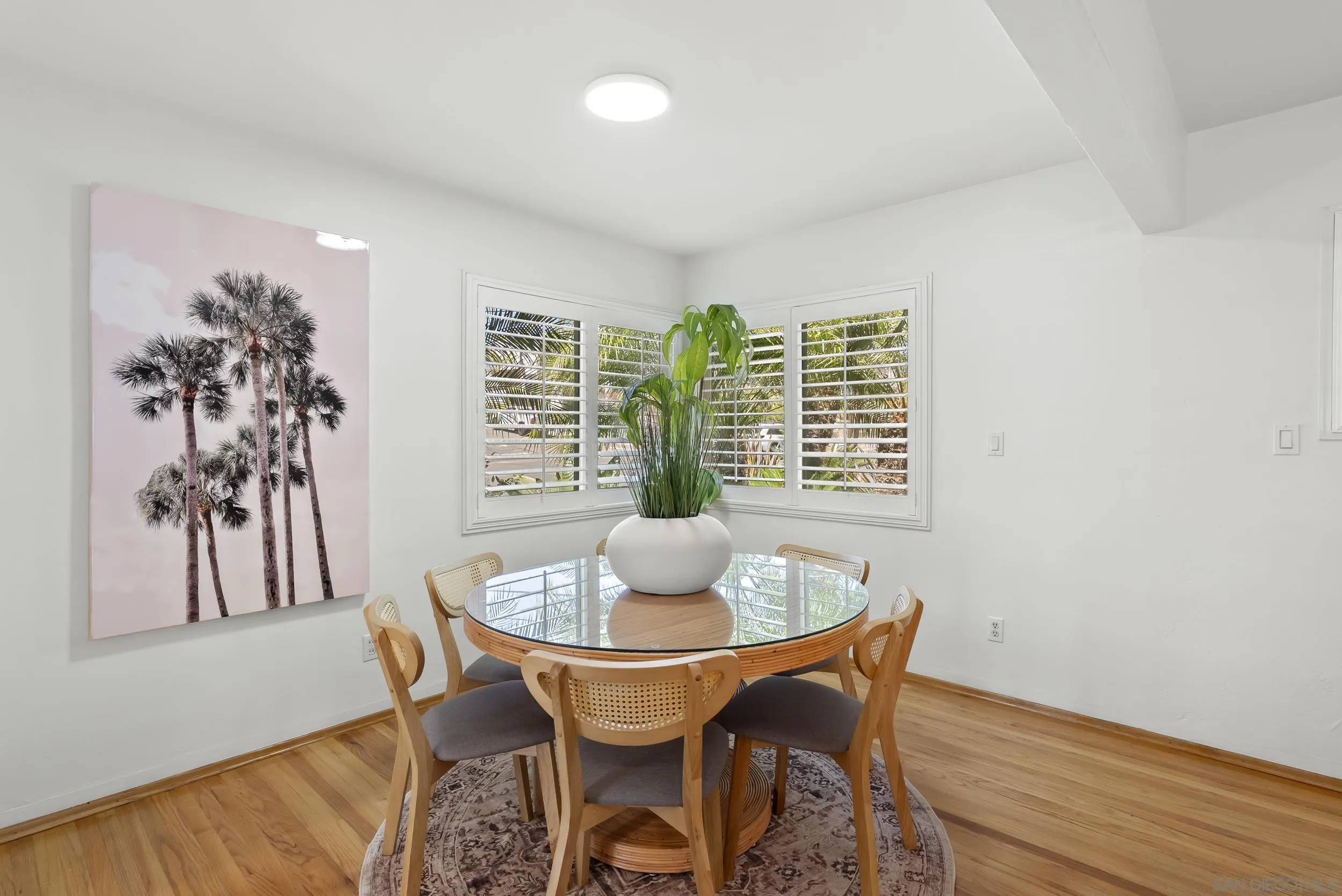 https://cdn.realtyfeed.com/cdn/127/260020991/b09482b1c5c0da812c66c063ee74340b.webp