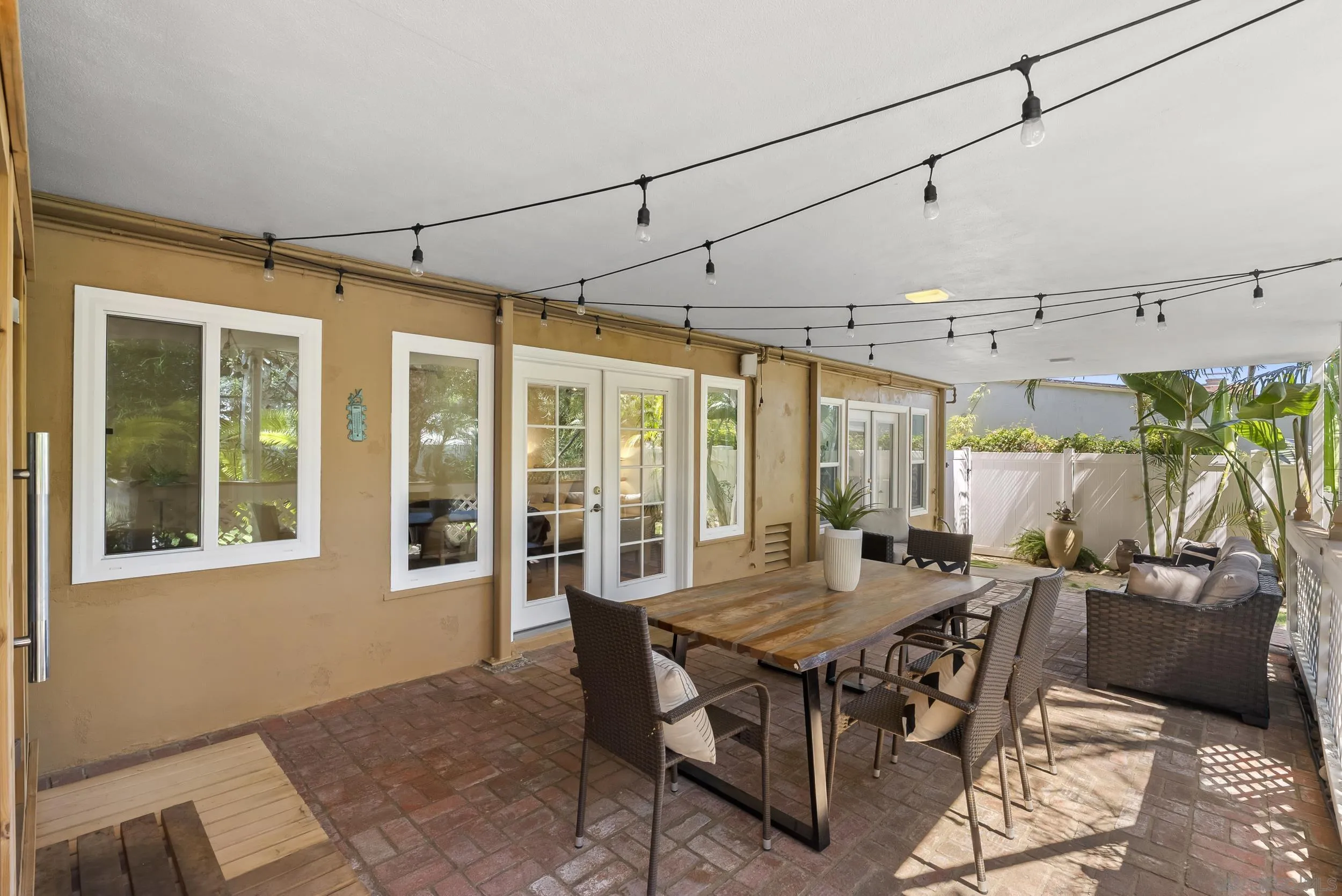 https://cdn.realtyfeed.com/cdn/127/260020991/b979bbf452a552fef682e5d8eeb4edd9.webp