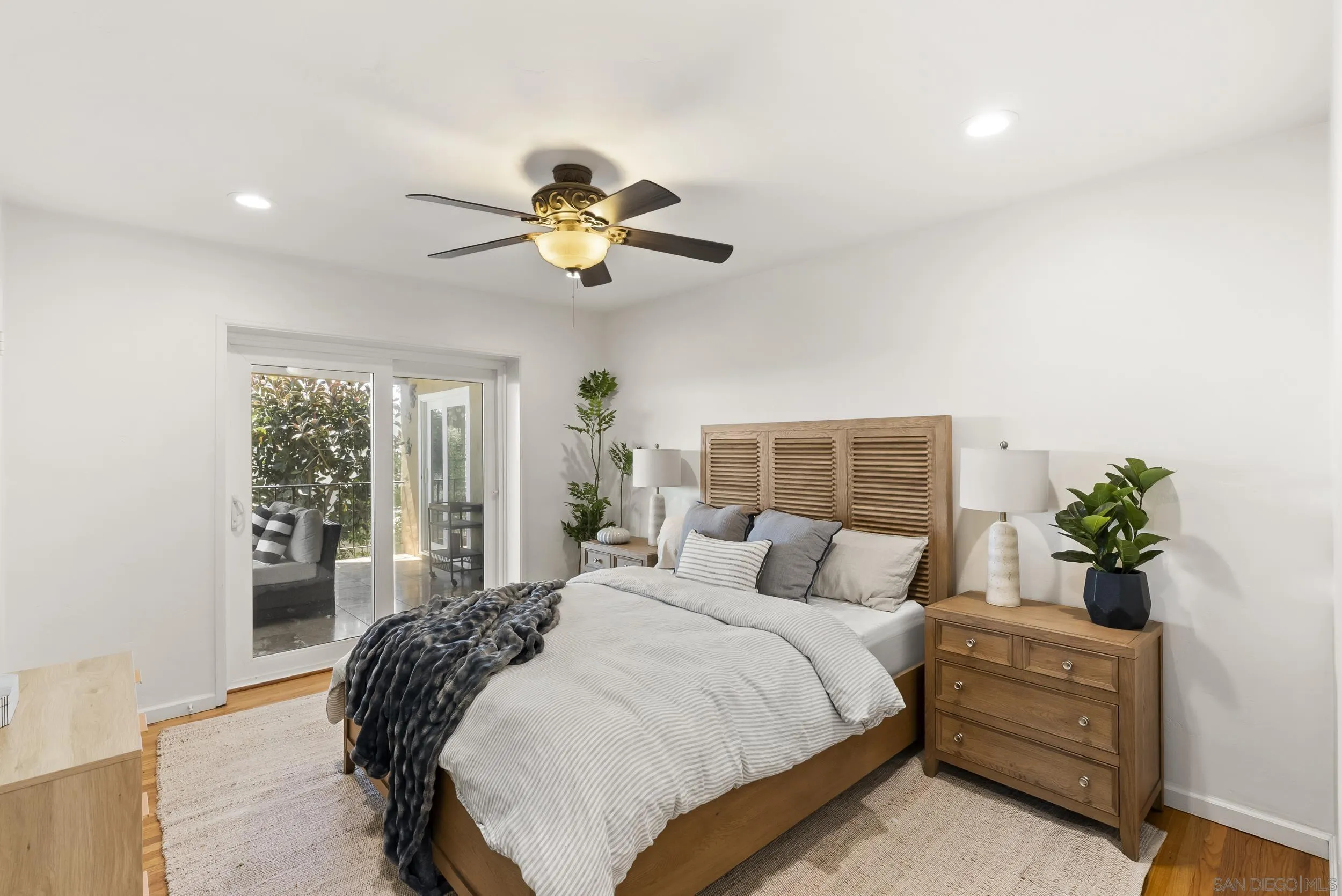 https://cdn.realtyfeed.com/cdn/127/260020991/eb93b72e9c2bb63dc9260166d99b029e.webp