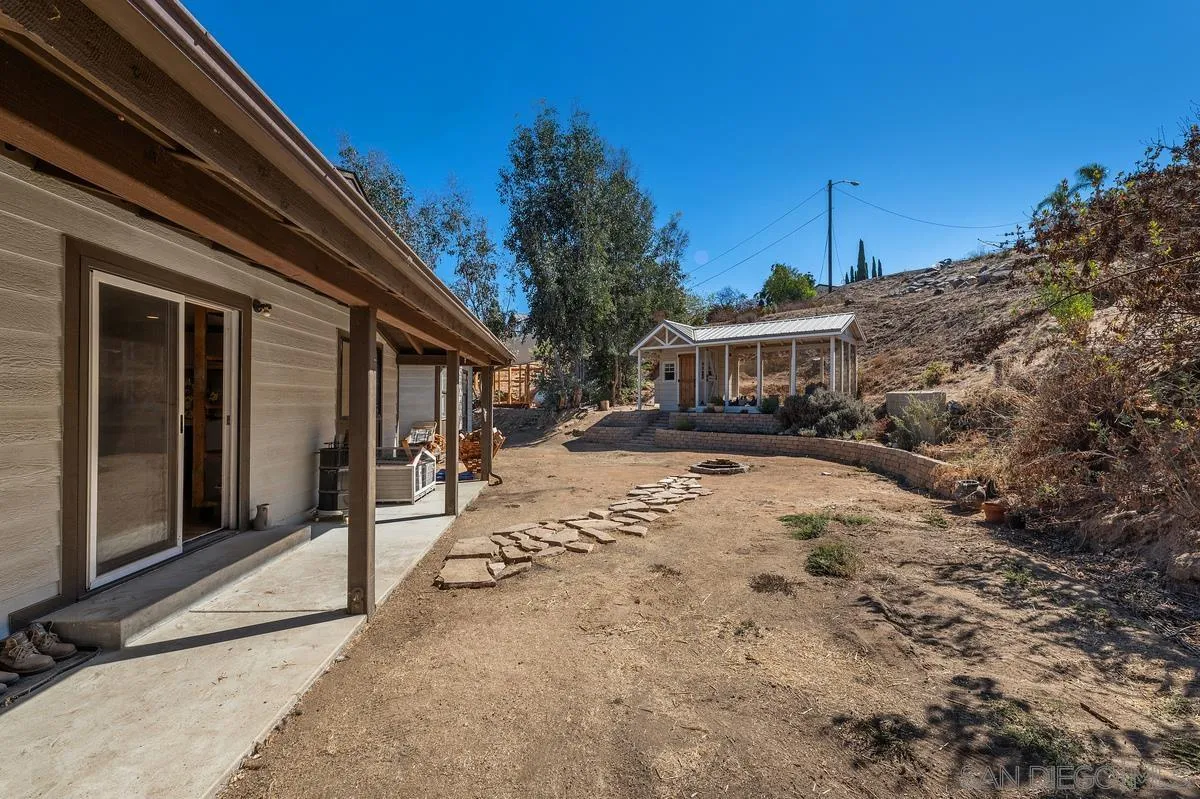 https://cdn.realtyfeed.com/cdn/127/260020993/64ed8188d88f3f857cbbd8ef0b9264f8.webp