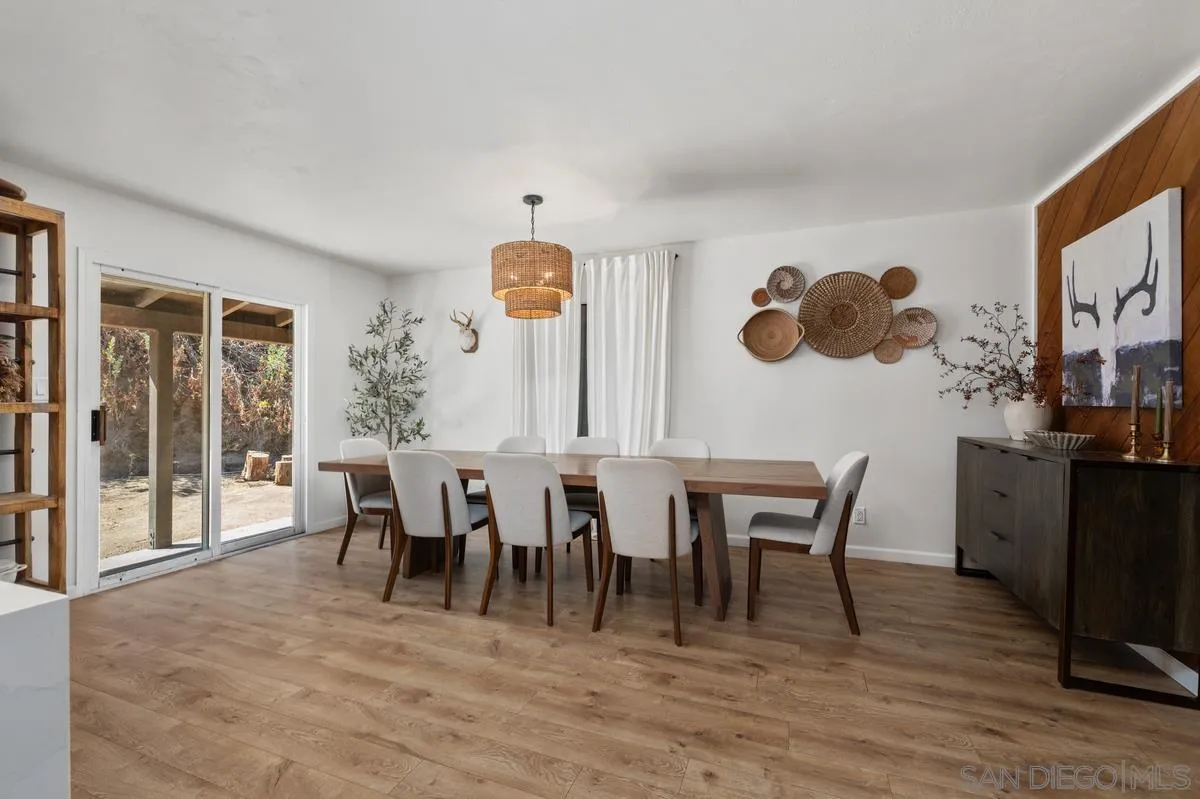 https://cdn.realtyfeed.com/cdn/127/260020993/a8aed7cc68fa0048535c8a2f1fbb3bef.webp