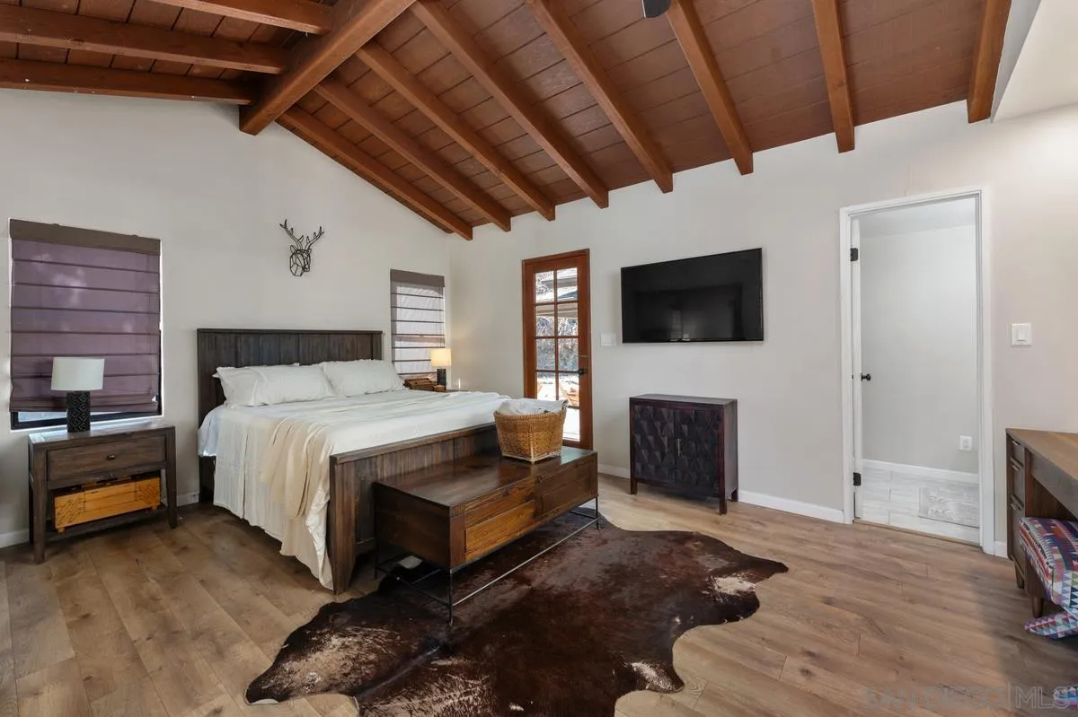 https://cdn.realtyfeed.com/cdn/127/260020993/d5c775f38f512e156f9a8af4197f986b.webp