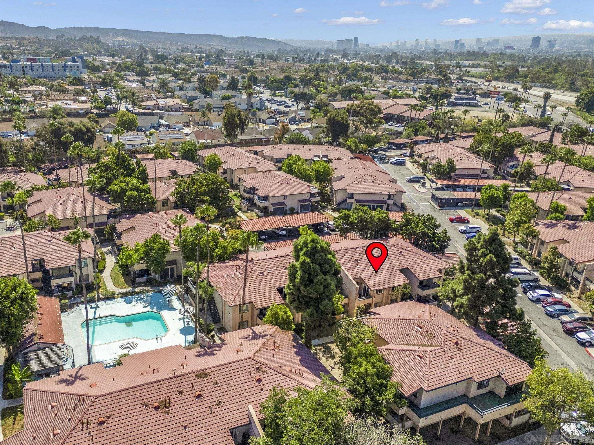 https://cdn.realtyfeed.com/cdn/127/260020996/5a7ddd72f3f699ae71ce3fba9970dda6.webp