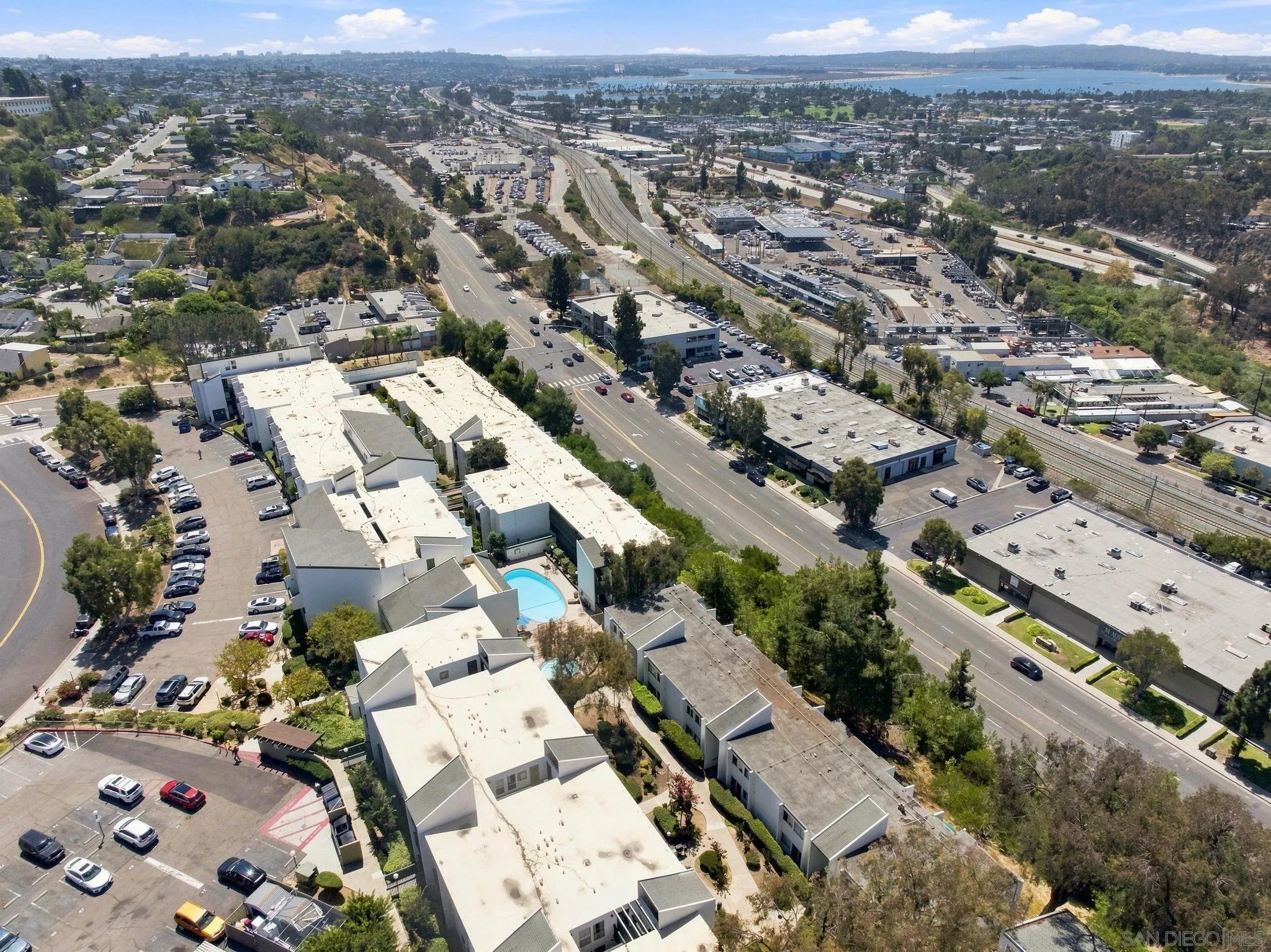 https://cdn.realtyfeed.com/cdn/127/260020999/3895bdf41ea03eff7fec99d3c7e9ad28.webp