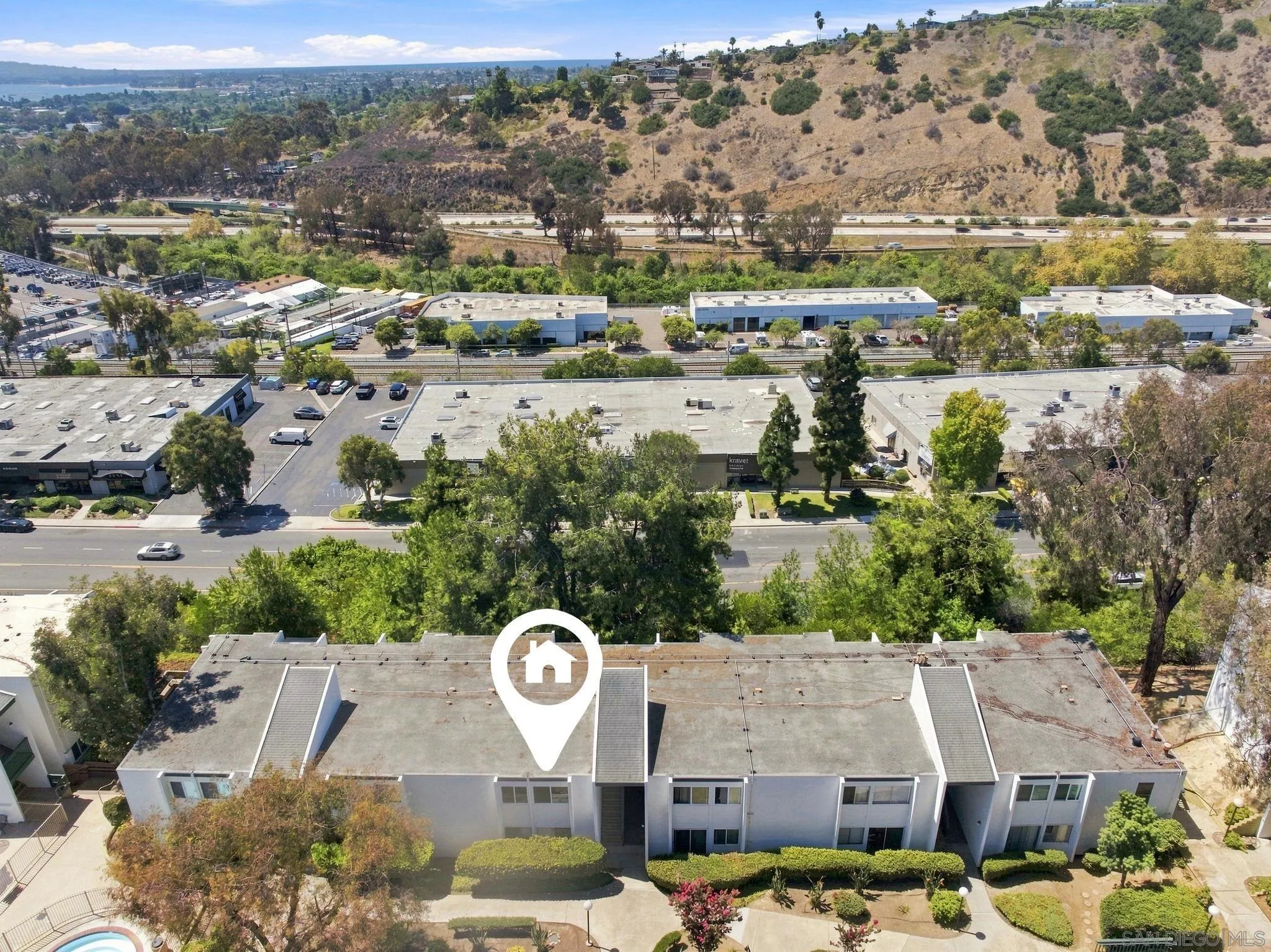 https://cdn.realtyfeed.com/cdn/127/260020999/3b01177447cad96f8881a384fefb5aac.webp