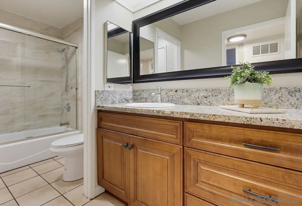 https://cdn.realtyfeed.com/cdn/127/260021002/641884dae6d972ebef5c222691e35c3f.webp