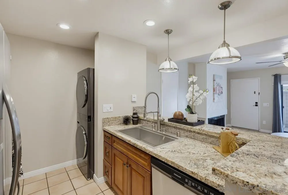 https://cdn.realtyfeed.com/cdn/127/260021002/b75e9b0b1936aeb514bc8ec356345c93.webp