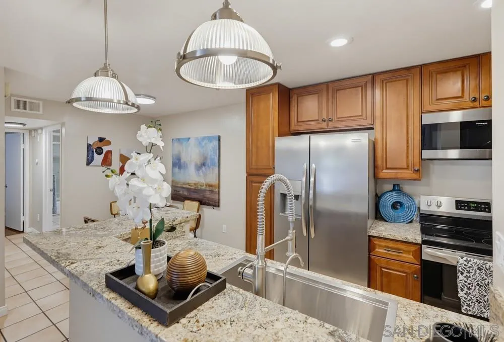 https://cdn.realtyfeed.com/cdn/127/260021002/d9433aa3a9300050f0c7175dae455d51.webp