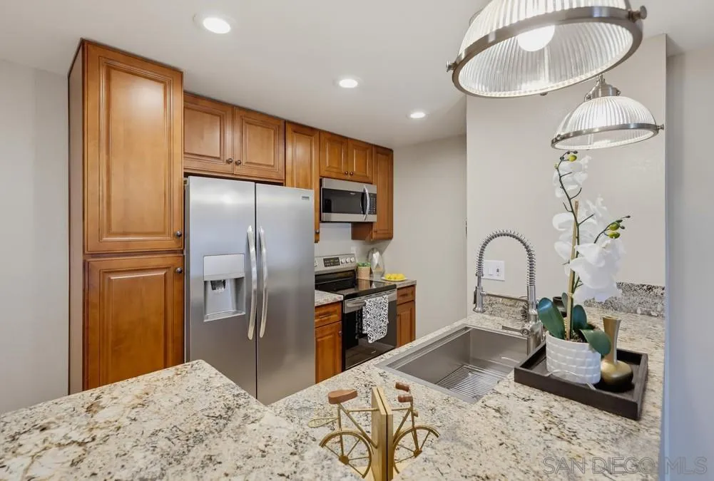 https://cdn.realtyfeed.com/cdn/127/260021002/fd4dd3edf07e59ce6cf545bc6ae9690e.webp