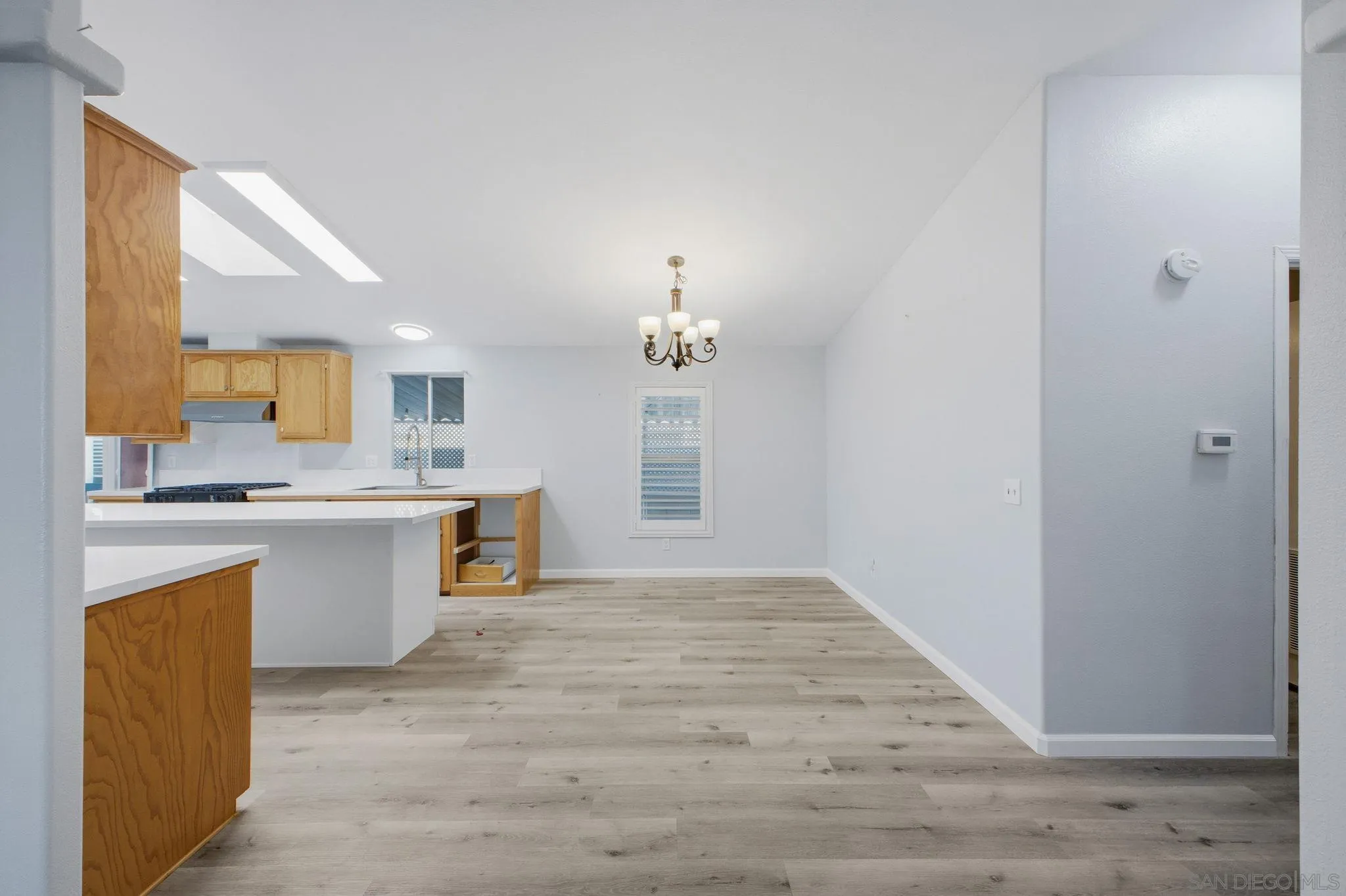 https://cdn.realtyfeed.com/cdn/127/260021005/5abde955e0c376cdd702e8dd2975d50f.webp