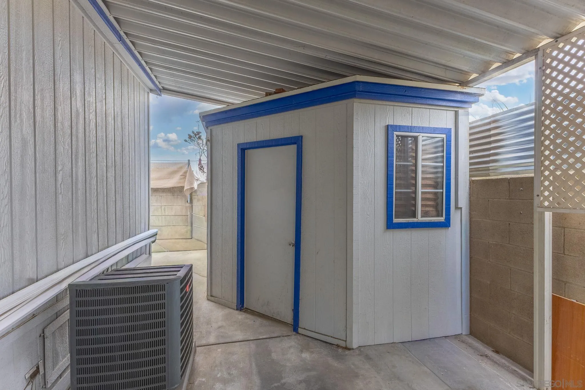 https://cdn.realtyfeed.com/cdn/127/260021005/622bdc63b0f6e43ce33a24b80284b433.webp