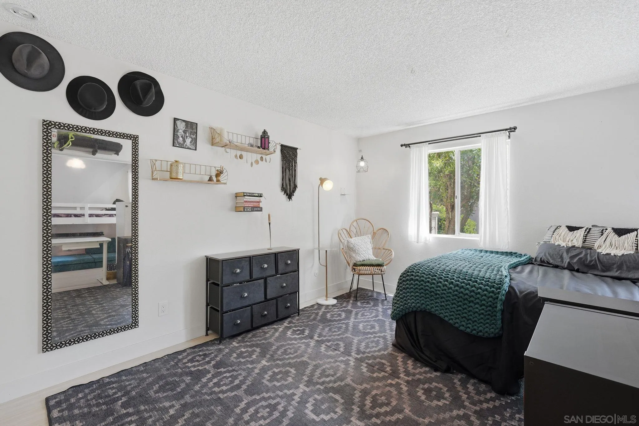 https://cdn.realtyfeed.com/cdn/127/260021007/3c73465b563654957039799d999836bd.webp