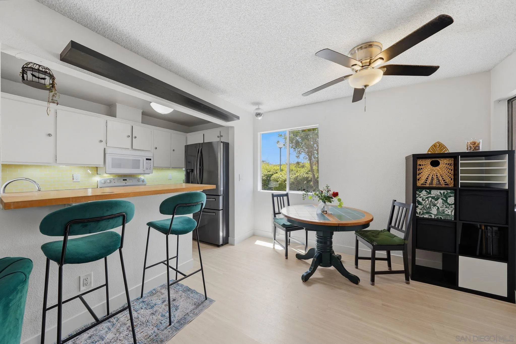 https://cdn.realtyfeed.com/cdn/127/260021007/787ab476e4d29cdae29ef428ac64ef22.webp
