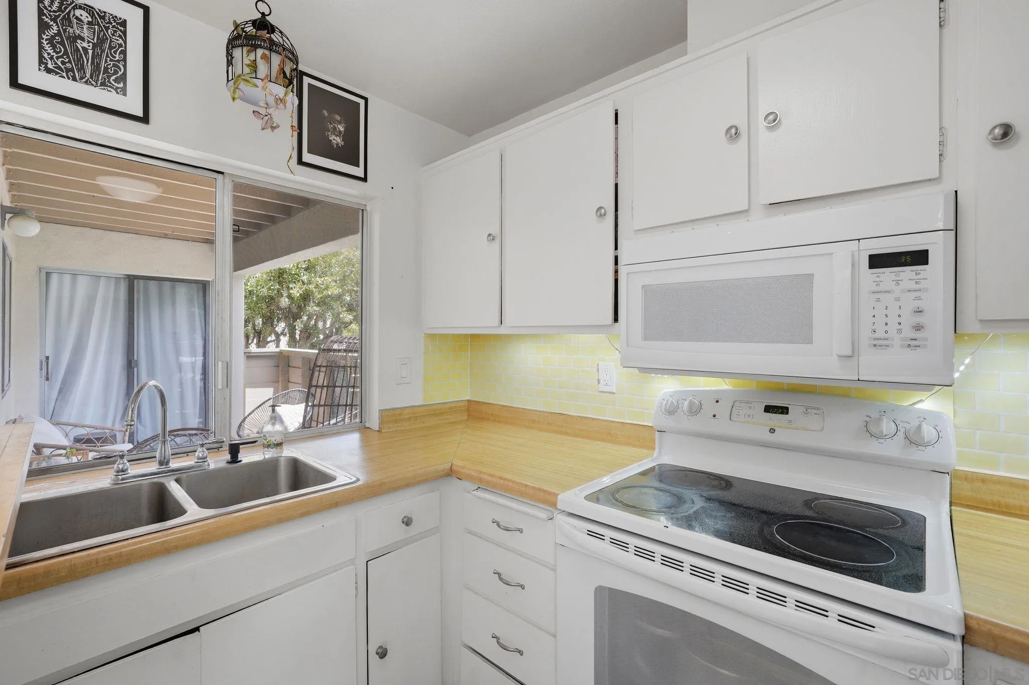 https://cdn.realtyfeed.com/cdn/127/260021007/f9e679ed38160410b308ccc21325986f.webp