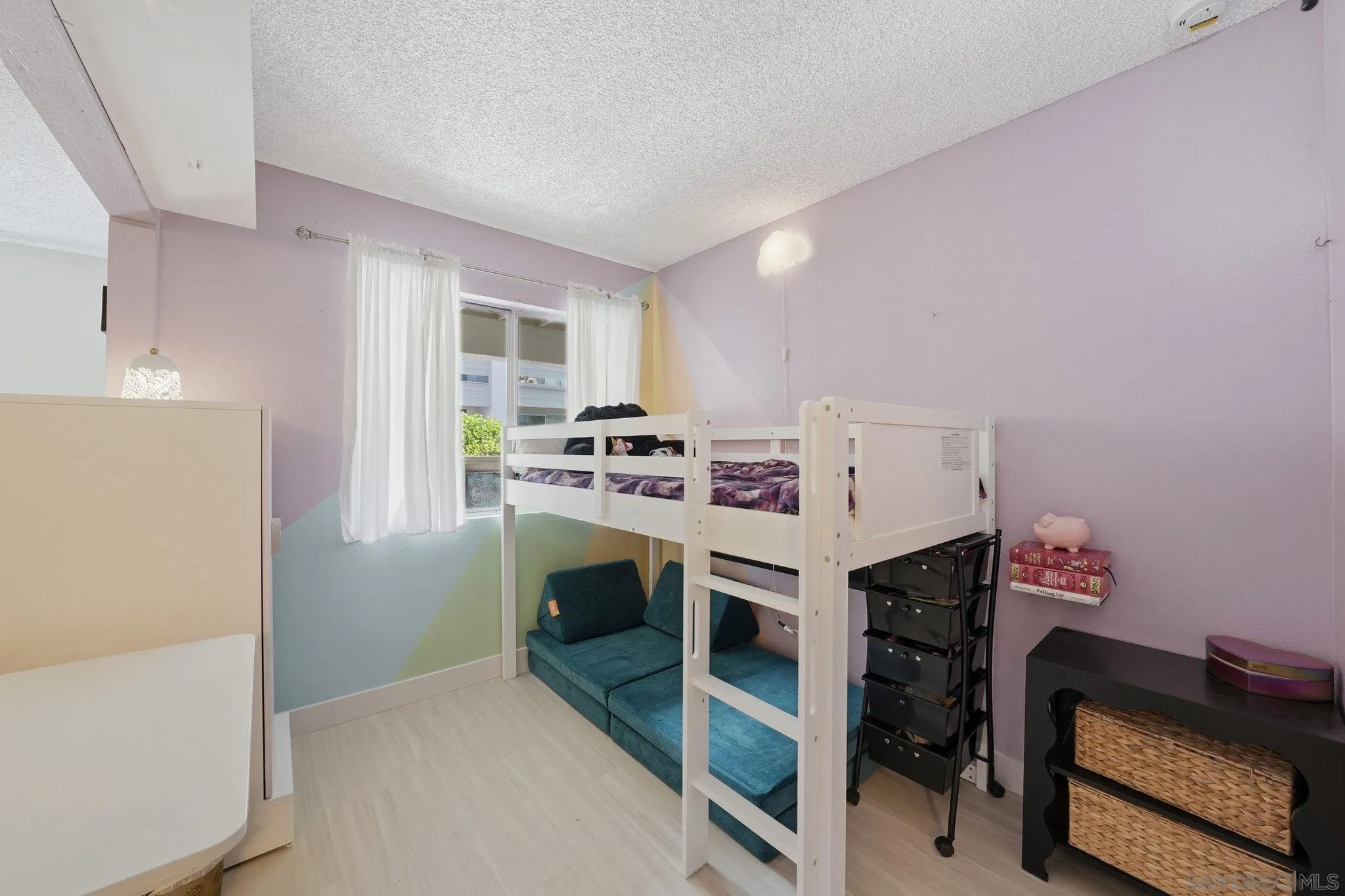 https://cdn.realtyfeed.com/cdn/127/260021007/fd66a130c618db240ef2117d414d8515.webp