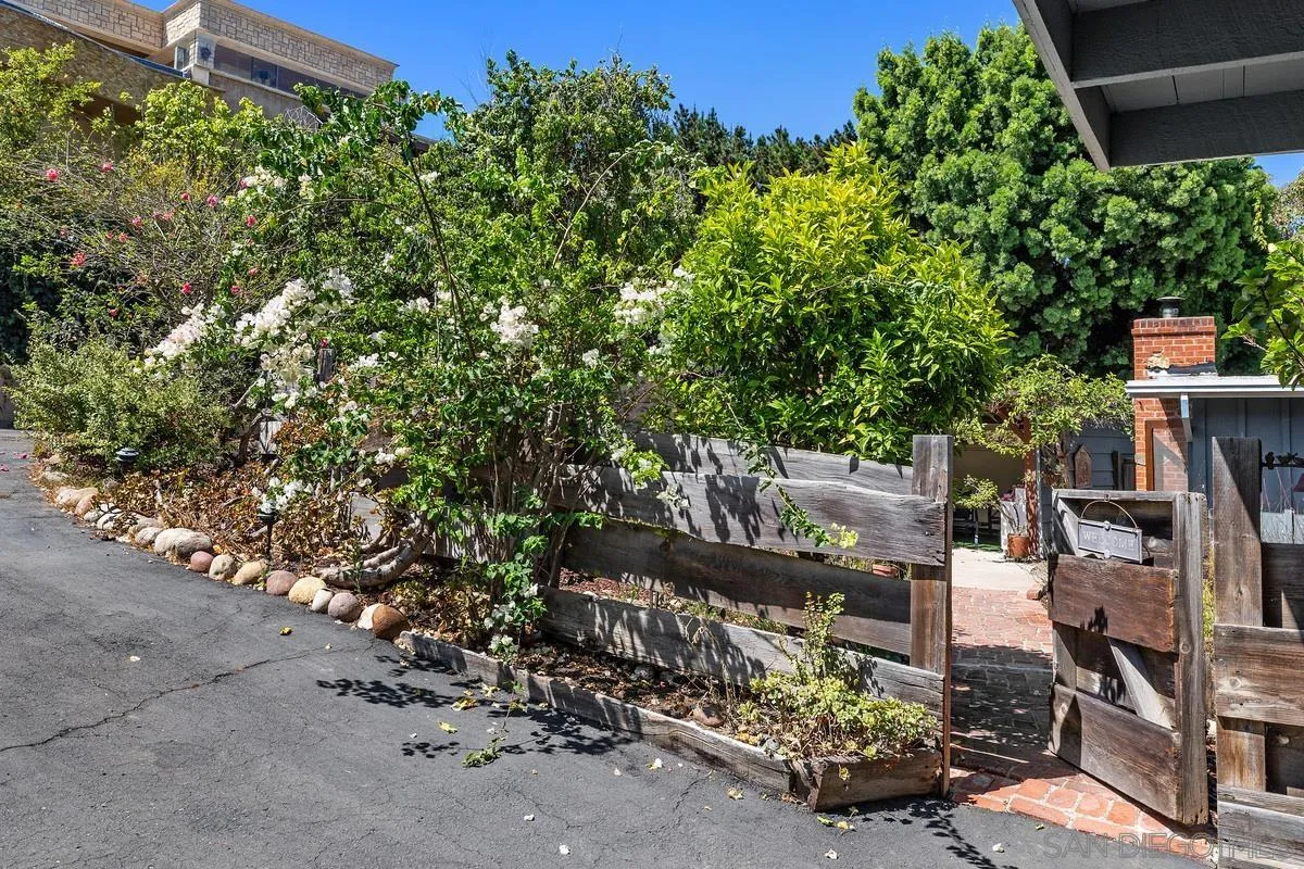 2820 Hidden Valley, La Jolla, CA 92037 - Photo 5 of 28, La Jolla, CA