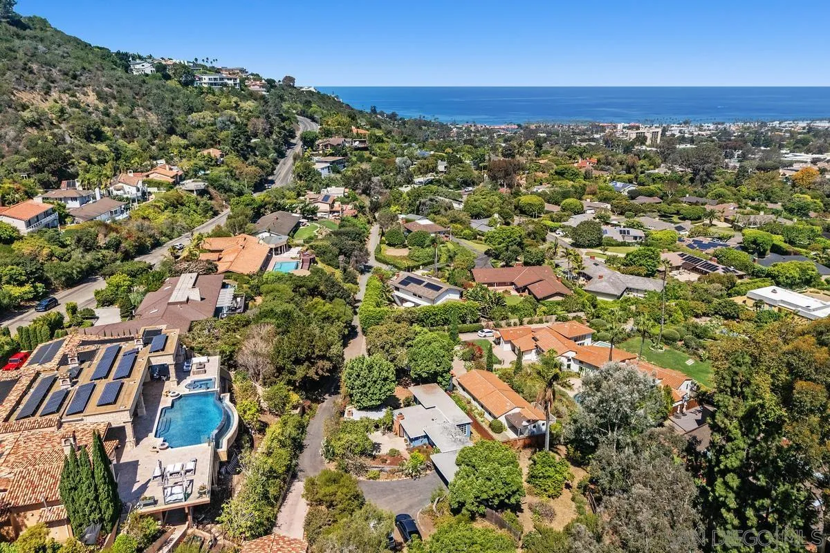 2820 Hidden Valley, La Jolla, CA 92037 - Photo 3 of 28, La Jolla, CA