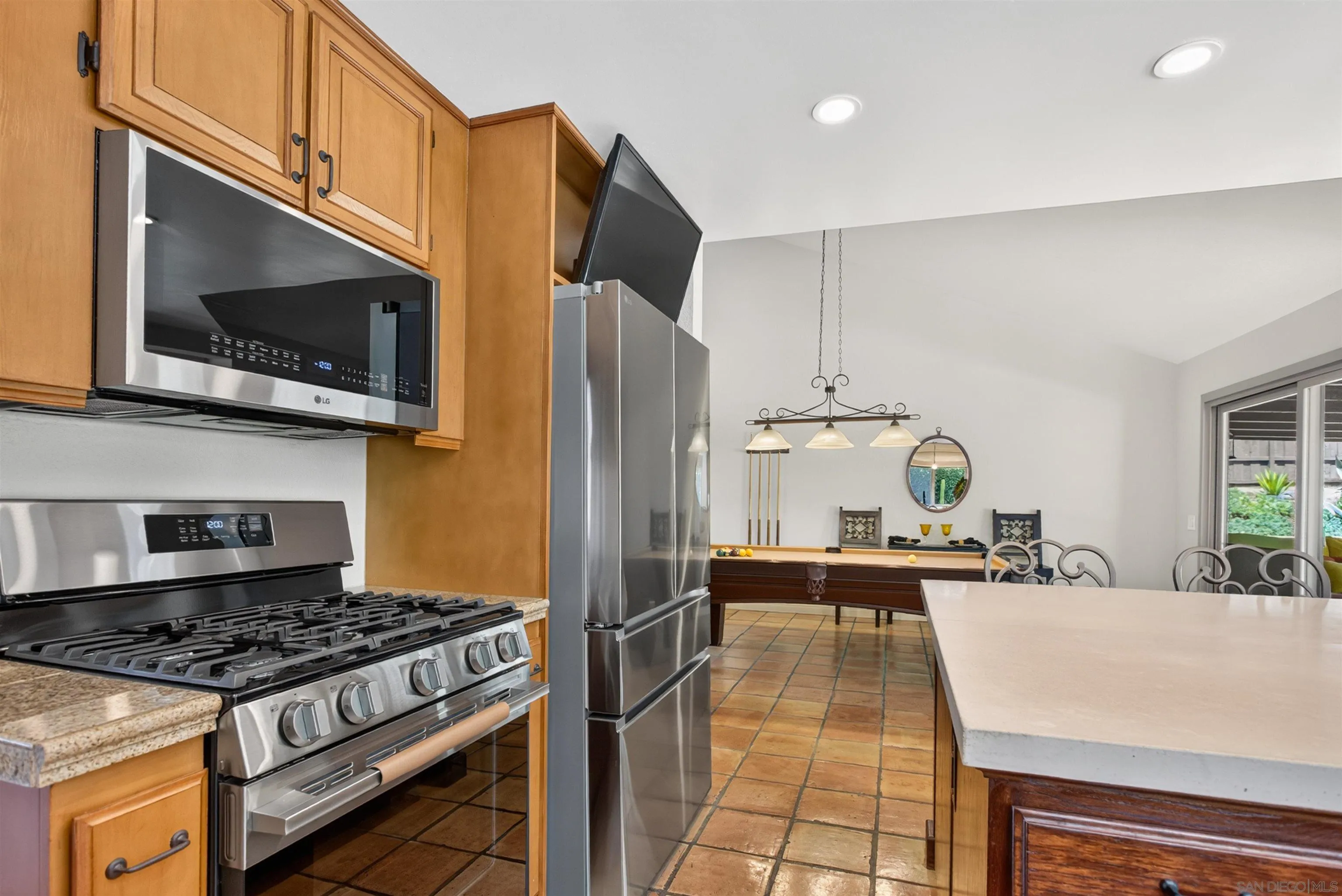 https://cdn.realtyfeed.com/cdn/127/260021009/0ff927c5ece018c1328ab40449047645.webp