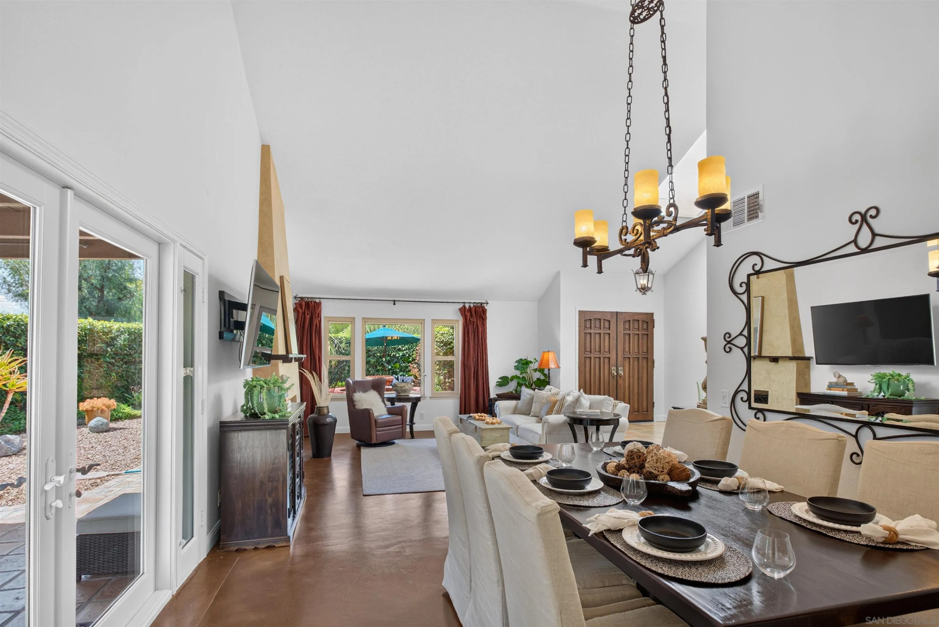 https://cdn.realtyfeed.com/cdn/127/260021009/69d709fce32039bfe81a850efde7999b.webp