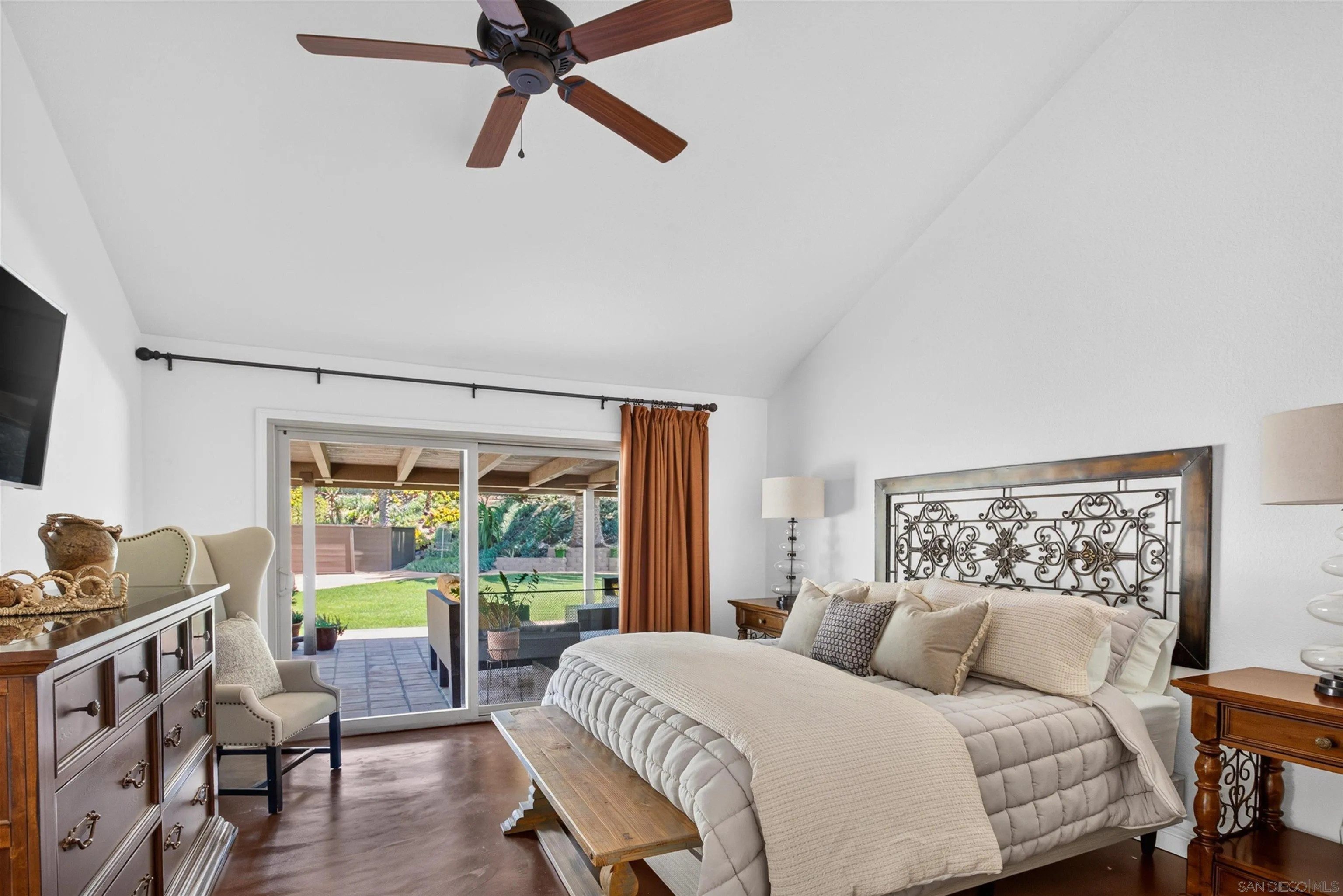 https://cdn.realtyfeed.com/cdn/127/260021009/e210d20b812b2a77e3827a9a9e848b7c.webp