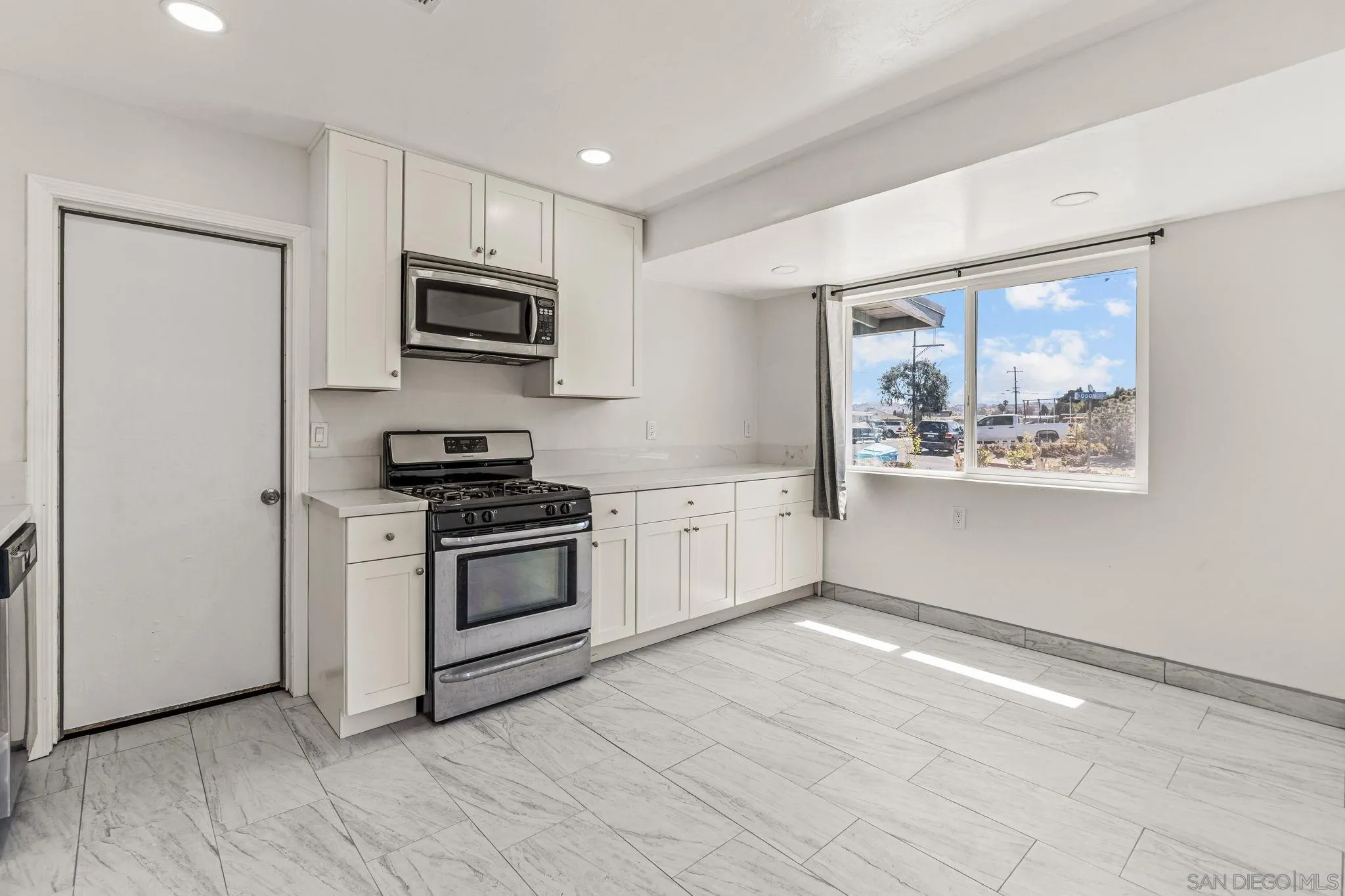 3728 Odom, SAN DIEGO, CA 92115 - Photo 3 of 16, San Diego, CA