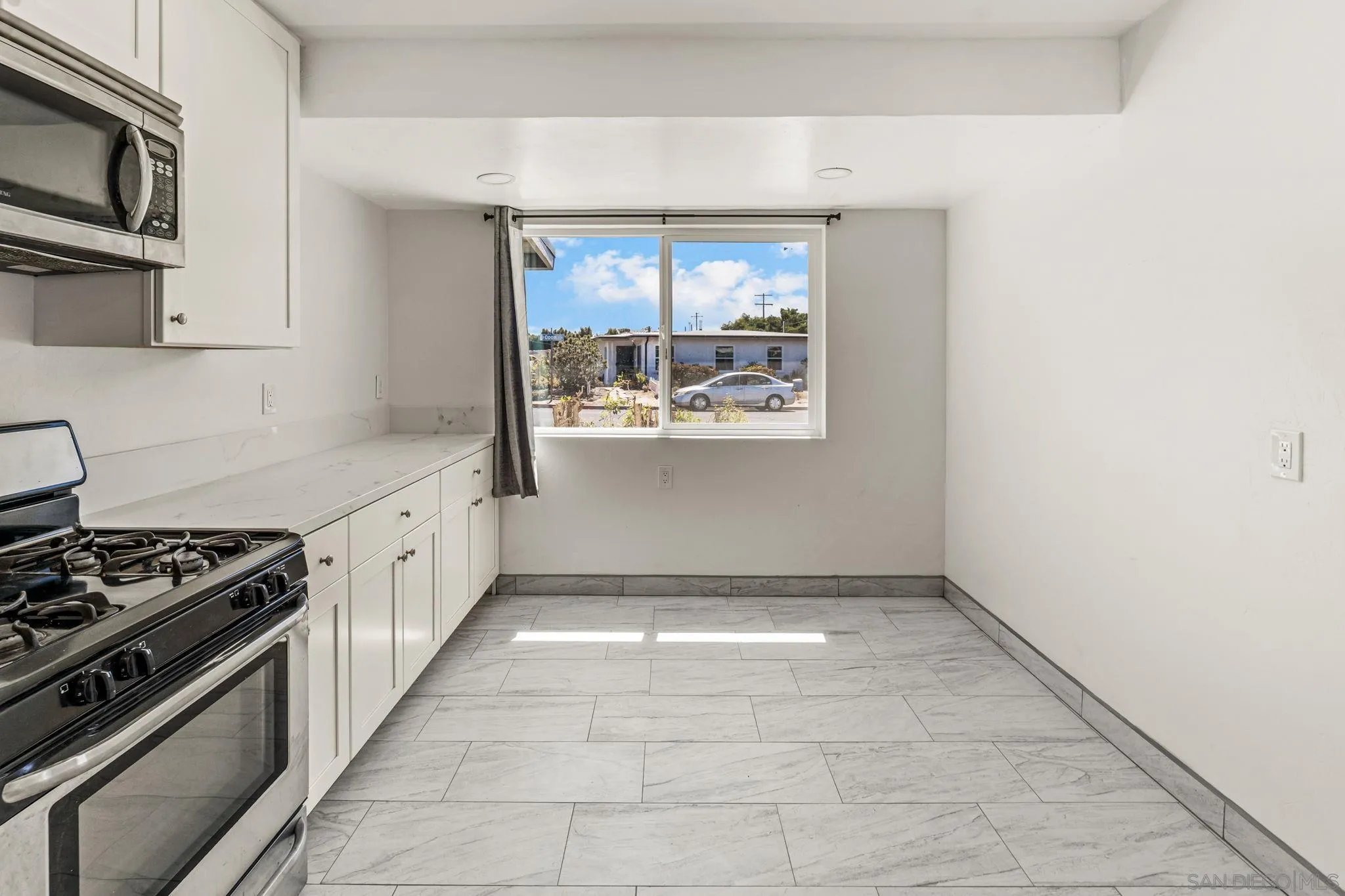3728 Odom, SAN DIEGO, CA 92115 - Photo 4 of 16, San Diego, CA