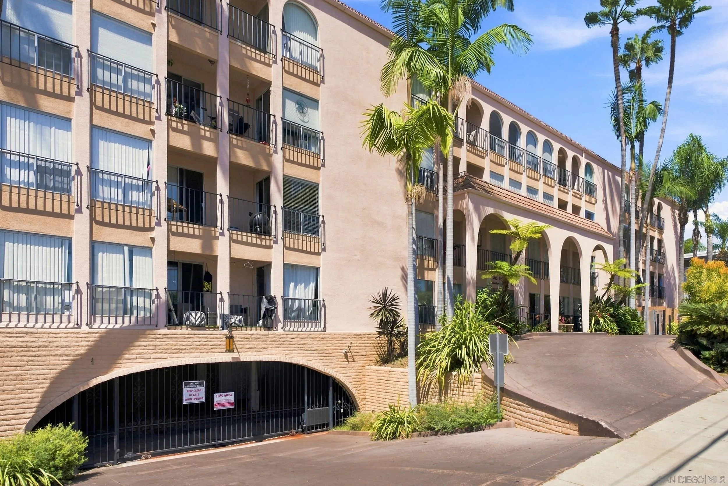 https://cdn.realtyfeed.com/cdn/127/260021013/0d9142147c6b2ccd1414c27947a7a58f.webp