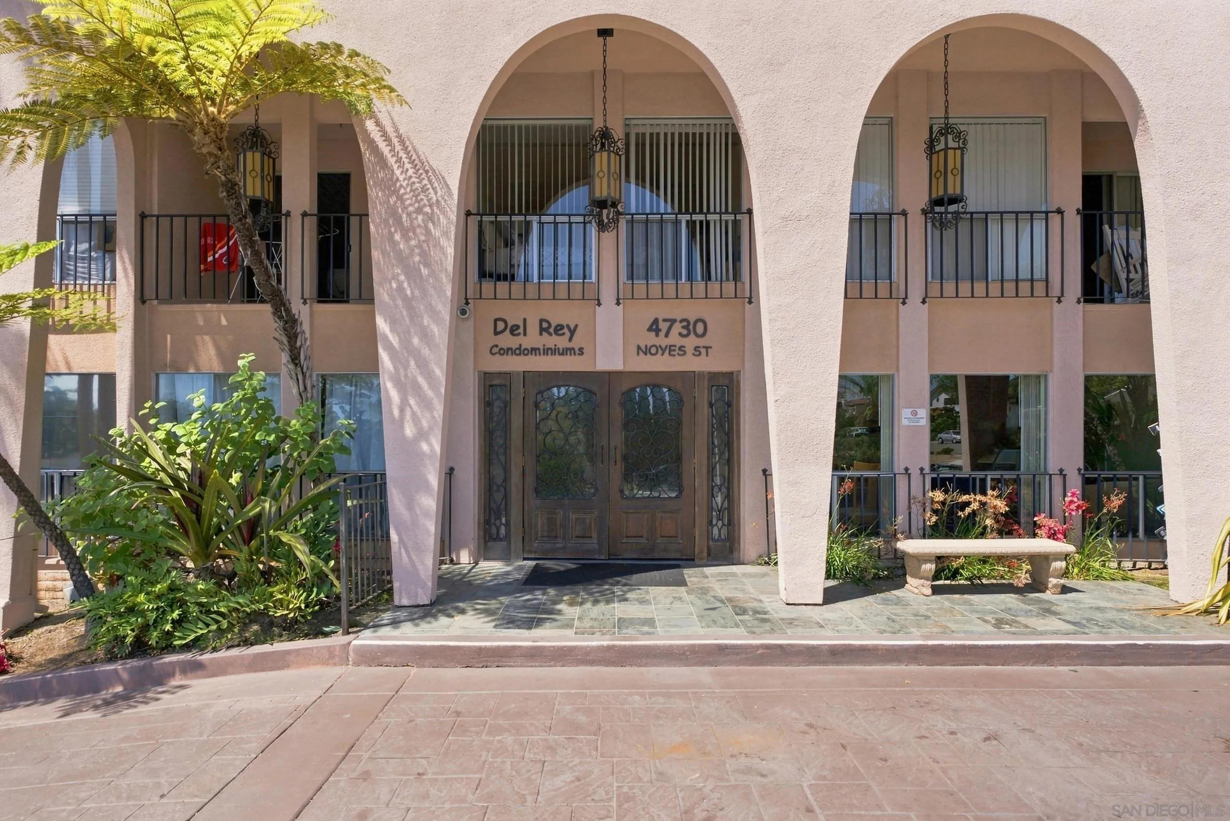 https://cdn.realtyfeed.com/cdn/127/260021013/44d78e1f7705948dfaa377d879fc45f0.webp