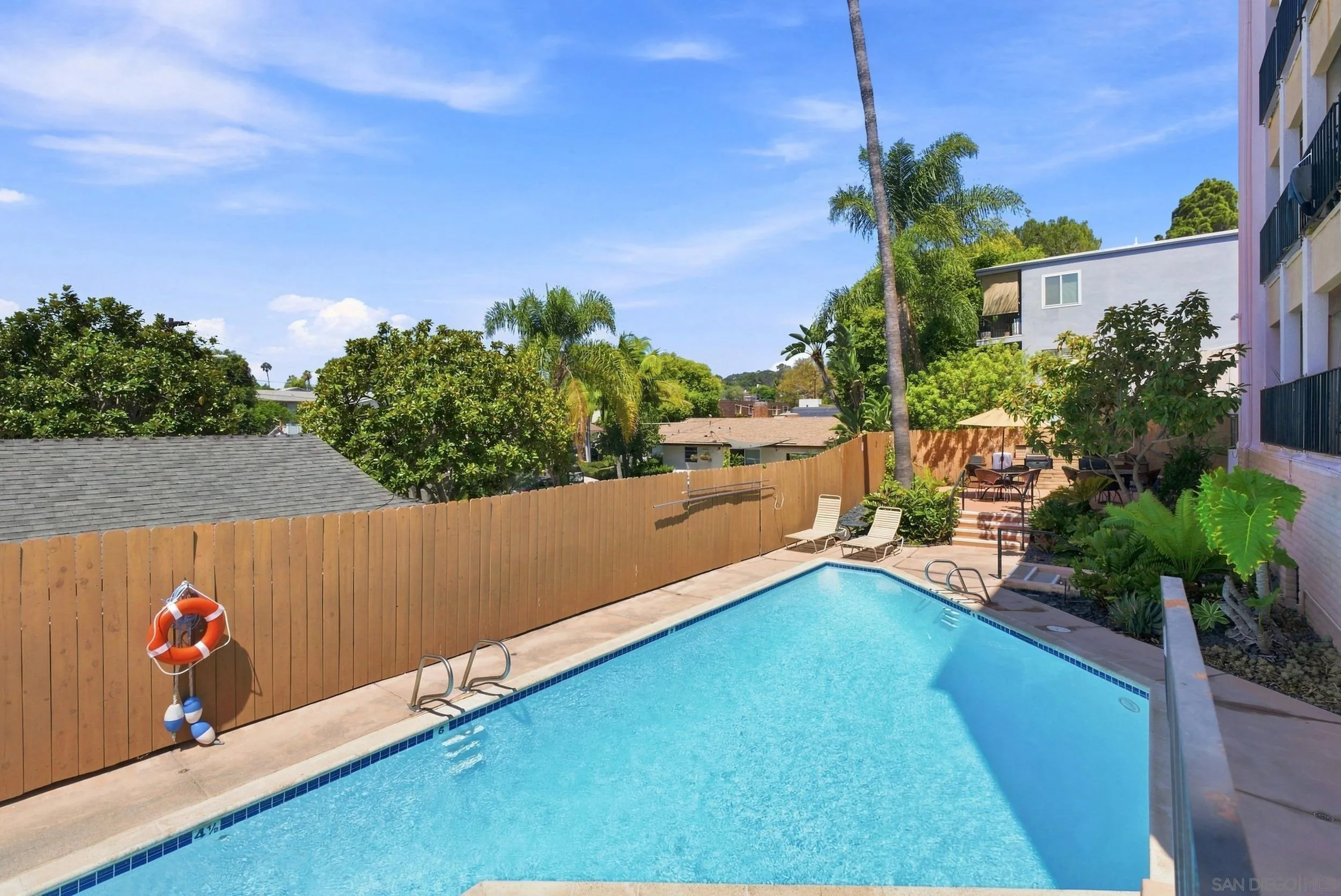 https://cdn.realtyfeed.com/cdn/127/260021013/f19d486958e543a3e09b65a6db734f50.webp