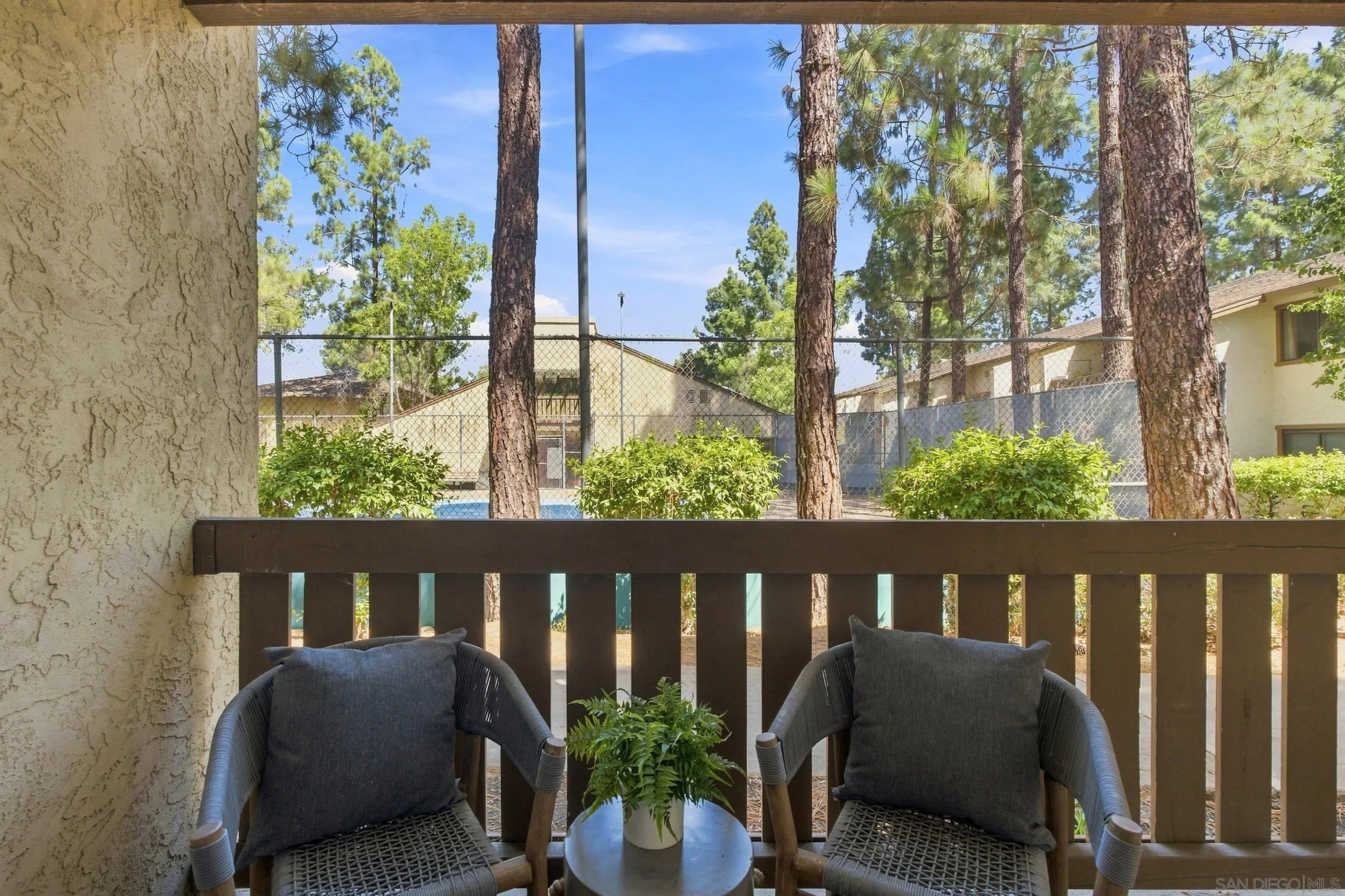 https://cdn.realtyfeed.com/cdn/127/260021014/0ff746581204d7edaa2ad40dcb8dc8fe.webp