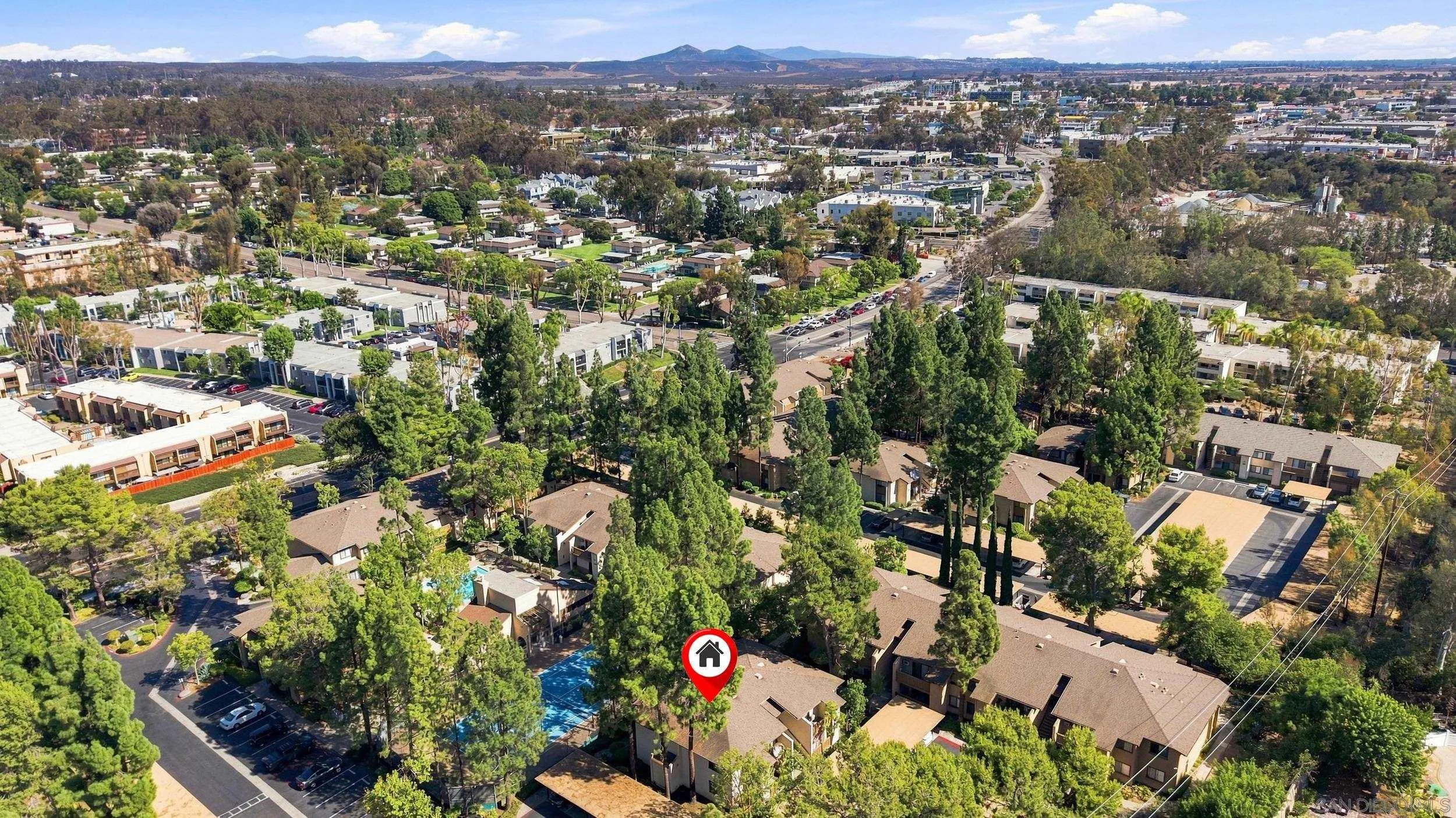 https://cdn.realtyfeed.com/cdn/127/260021014/6d19be4900461937f82e86f5726ec694.webp